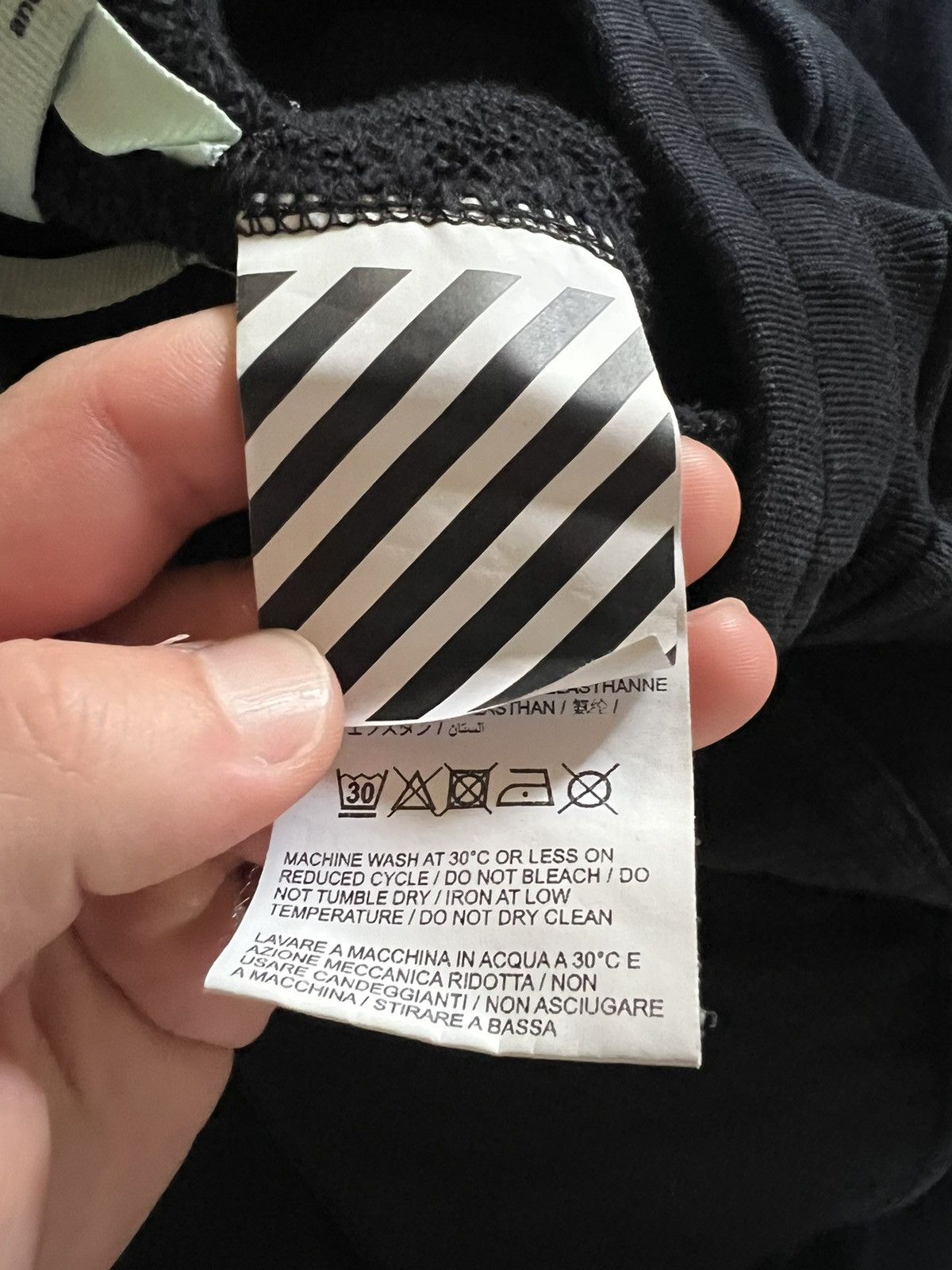 Off-White Off White Cropped Sweatpants Size US 28 / EU 44 - 4 Thumbnail