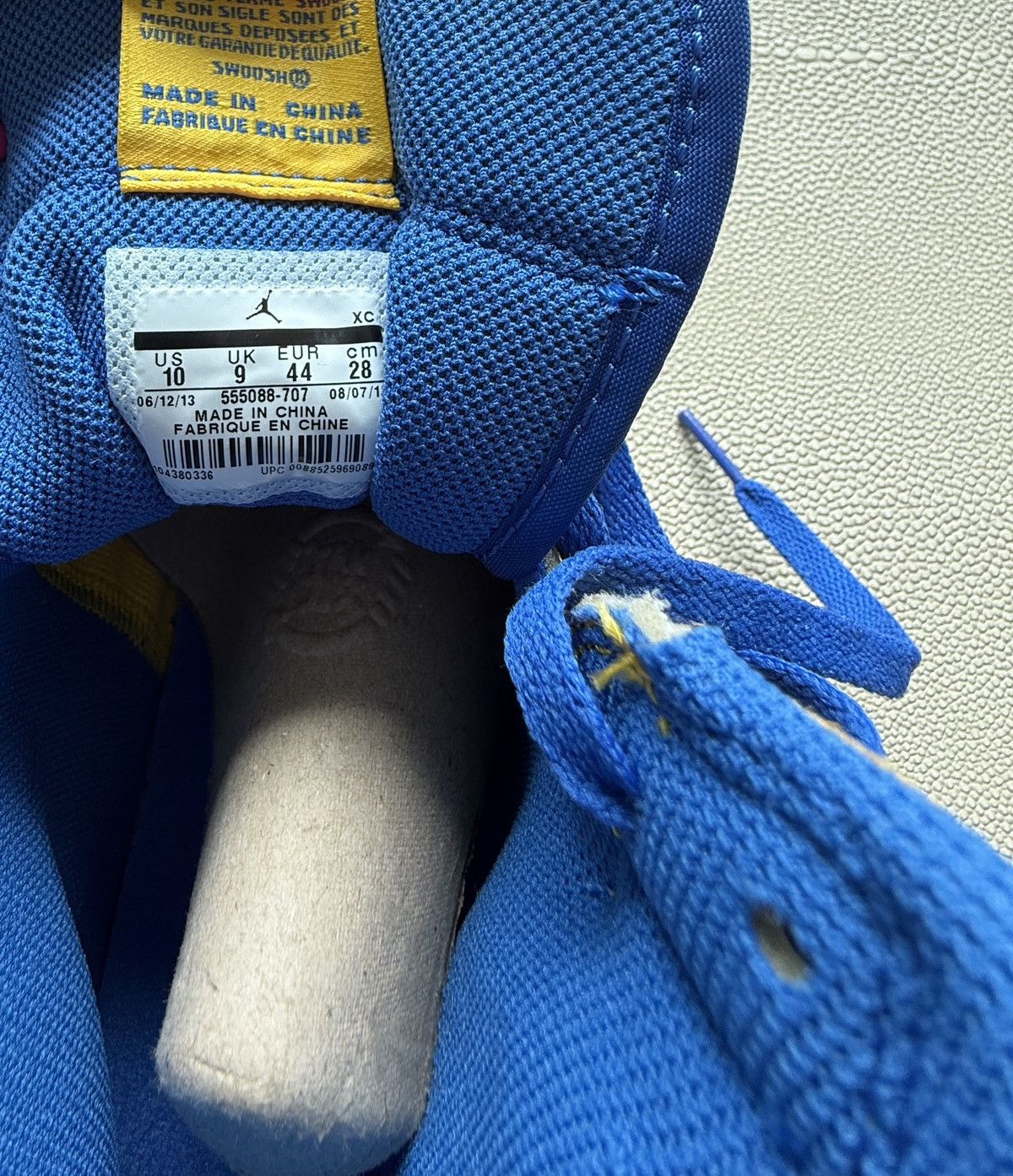 Jordan Brand 2013 Air Jordan 1 Retro High OG 'Laney' Size US 10 / EU 43 - 8 Thumbnail