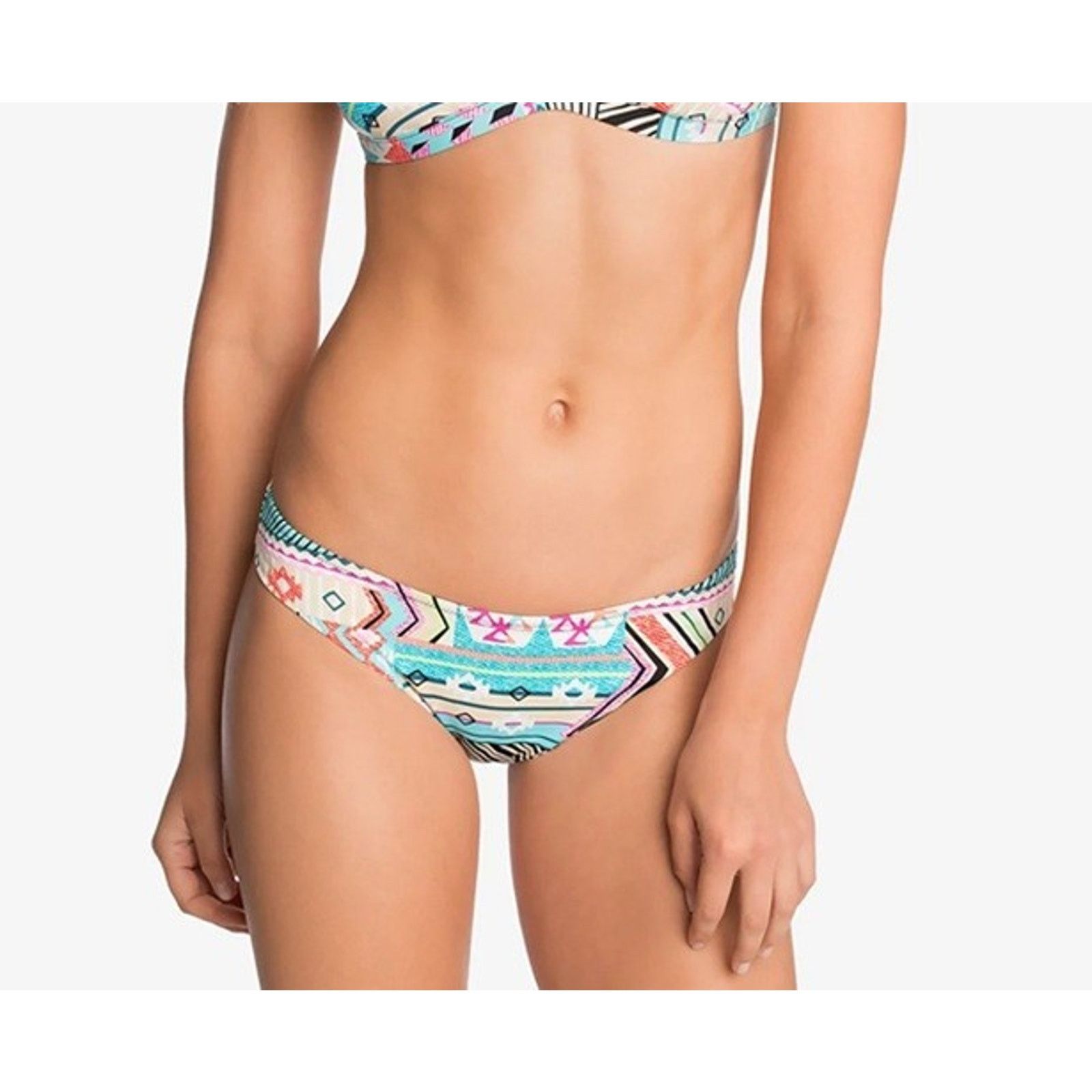 Vera Bradley NWT Vera Bradley Desert Geo Reversible Bikini Bottom S (4-6) Size S / US 4 / IT 40 - 4 Thumbnail