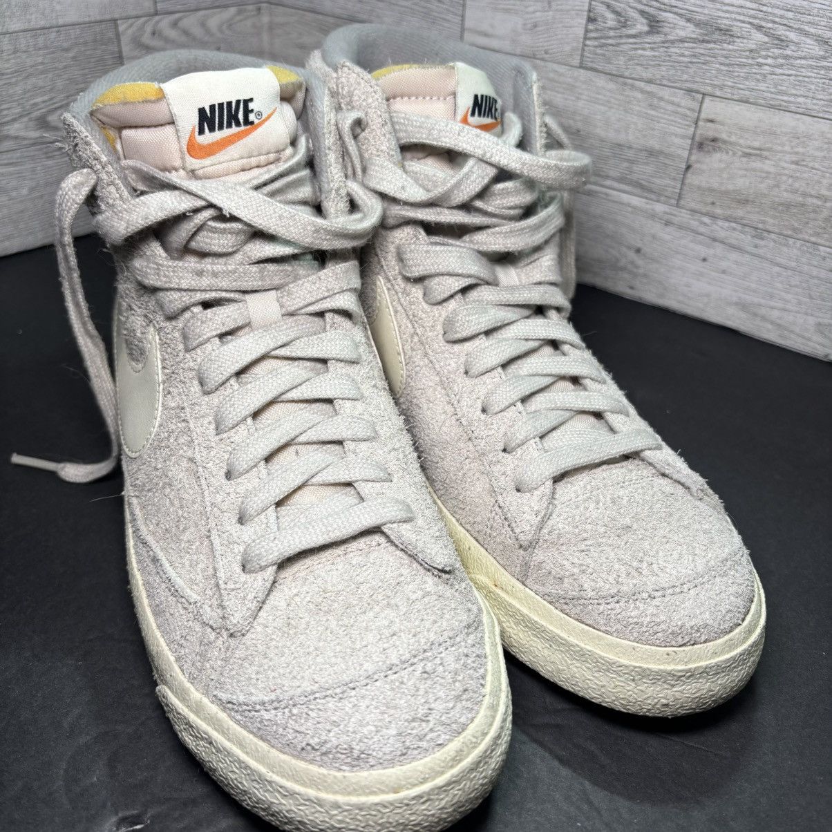 Nike Nike Blazer Mid '77 PRM Light Bone Coconut Milk Men's Sz 8.5 Size US 8.5 / EU 41-42 - 8 Thumbnail