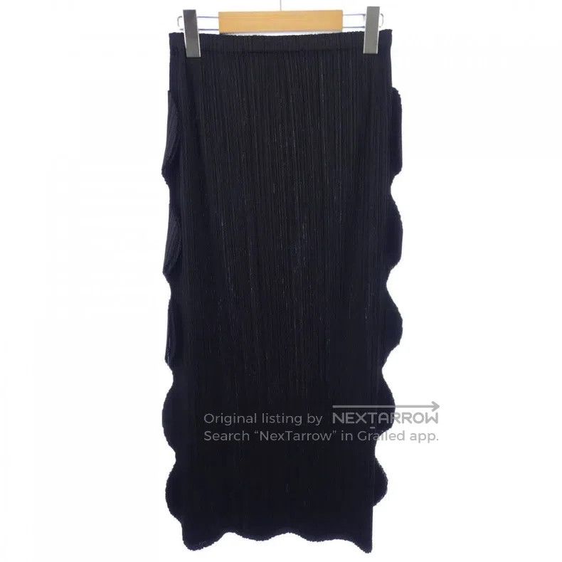 Issey Miyake Issey Miyake Wave Petal Skirt Size 26" / US 2 / IT 38 - 1 Thumbnail