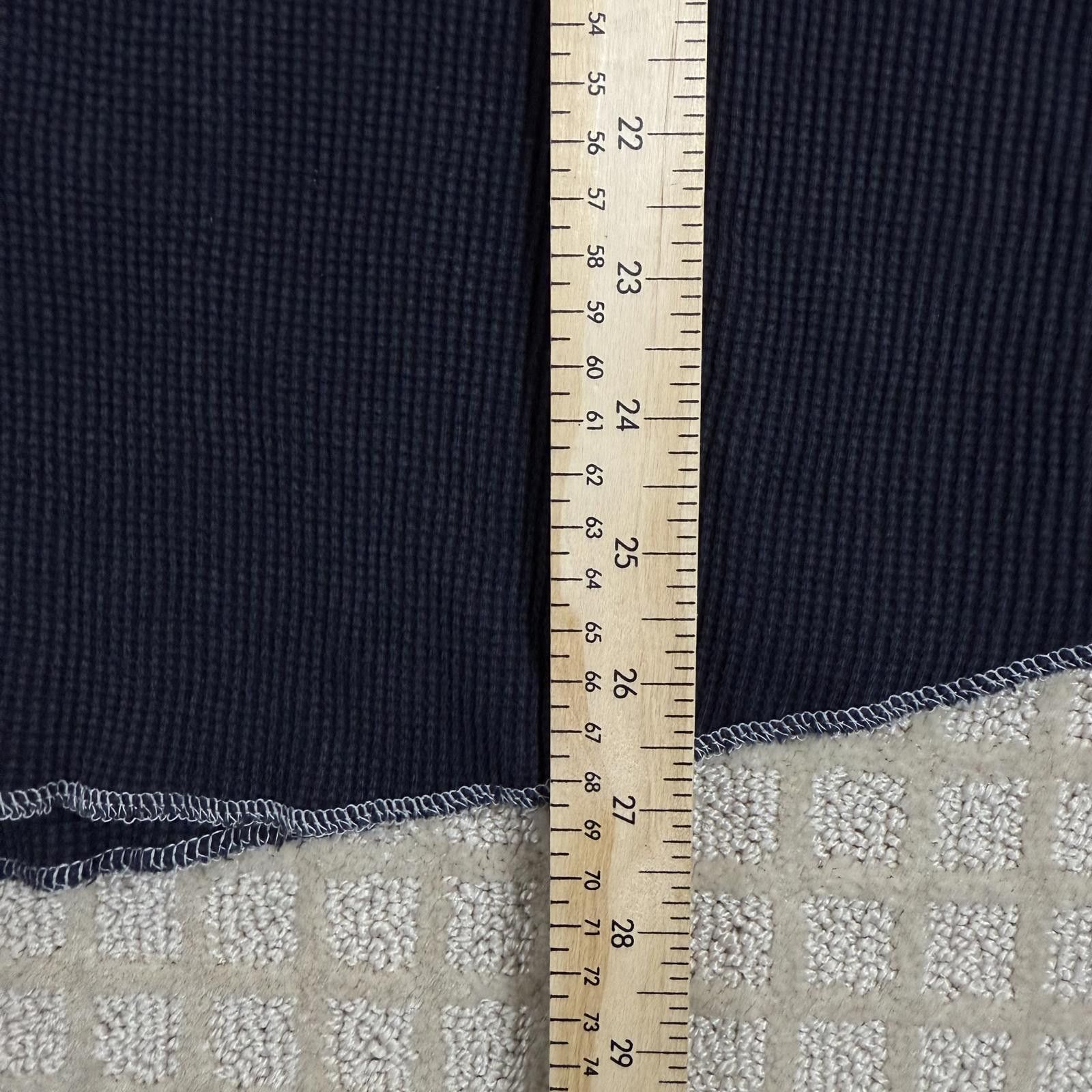 Old Navy Y2K Old Navy Skull Graphic Thermal Long Sleeve Shirt M Size US M / EU 48-50 / 2 - 5 Thumbnail