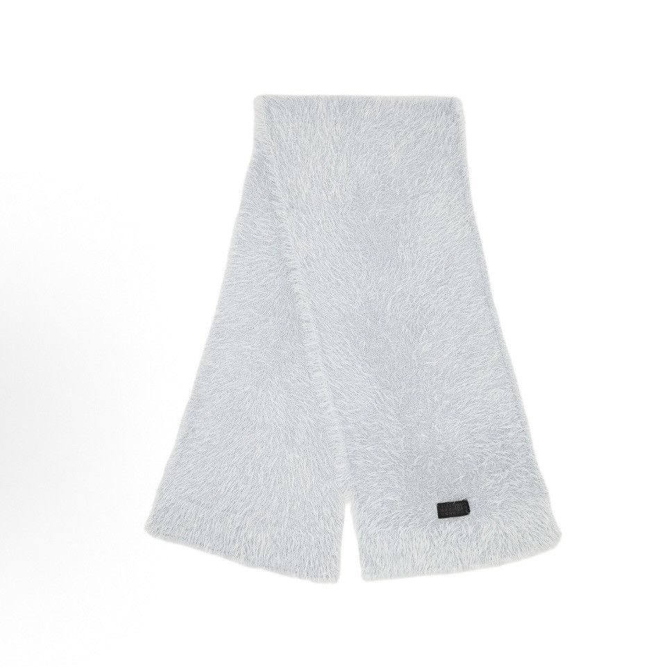 Maison Margiela NWT MM6 Maison Margiela Furry Scarf - Light Grey Size ONE SIZE - 1 Thumbnail