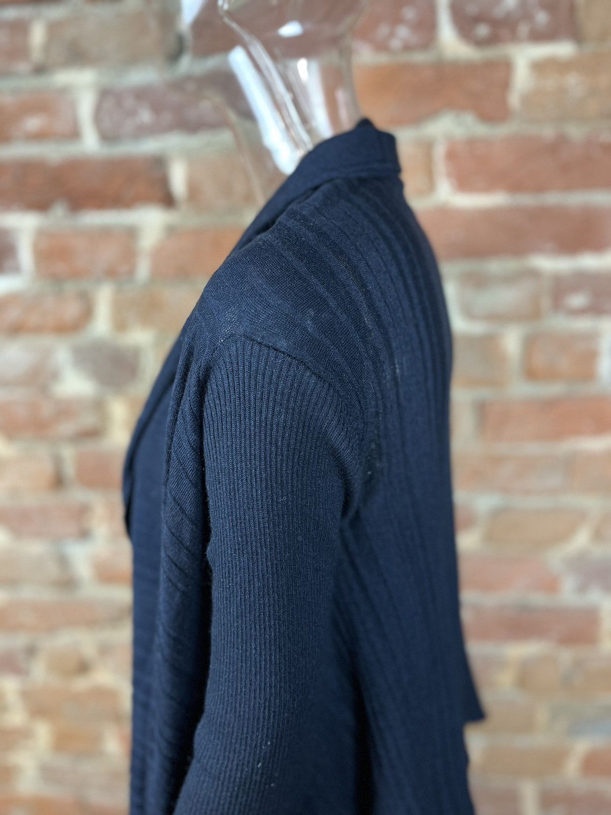 Max Mara Max Mara virgin wool formal cardigan sweater Size M / US 6-8 / IT 42-44 - 3 Thumbnail