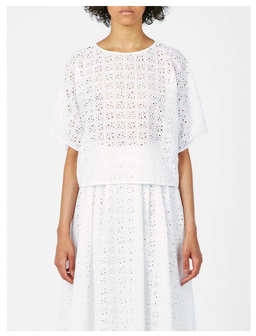 Loro Piana o1srvl11e0725 FAN6980 Cropped T-Shirt in White Size M / US 6-8 / IT 42-44 - 1 Preview