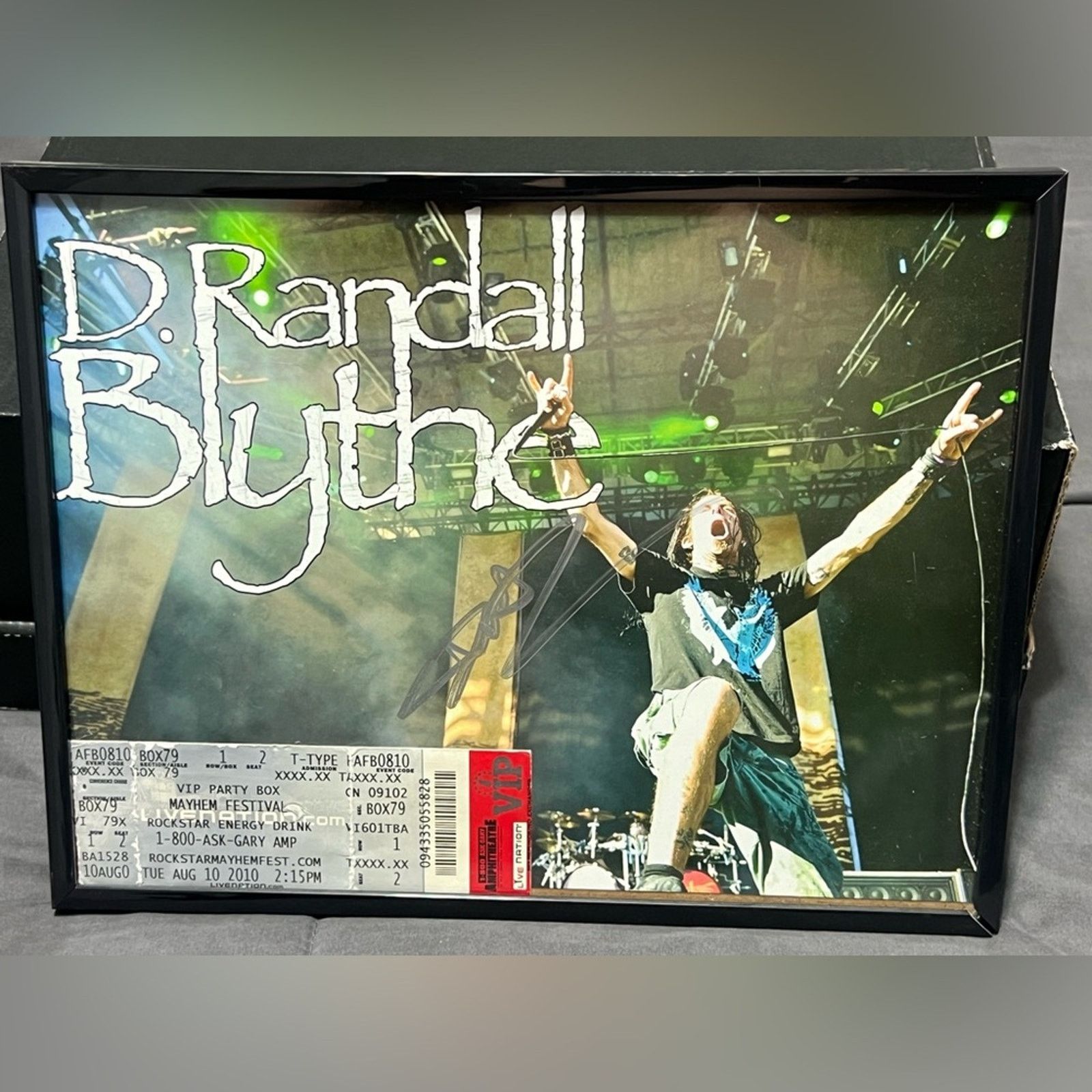 Band Tees Blythe Lamb of God Mayhem Festival Autograph 8x10 W/ Ticket Size ONE SIZE - 1 Thumbnail