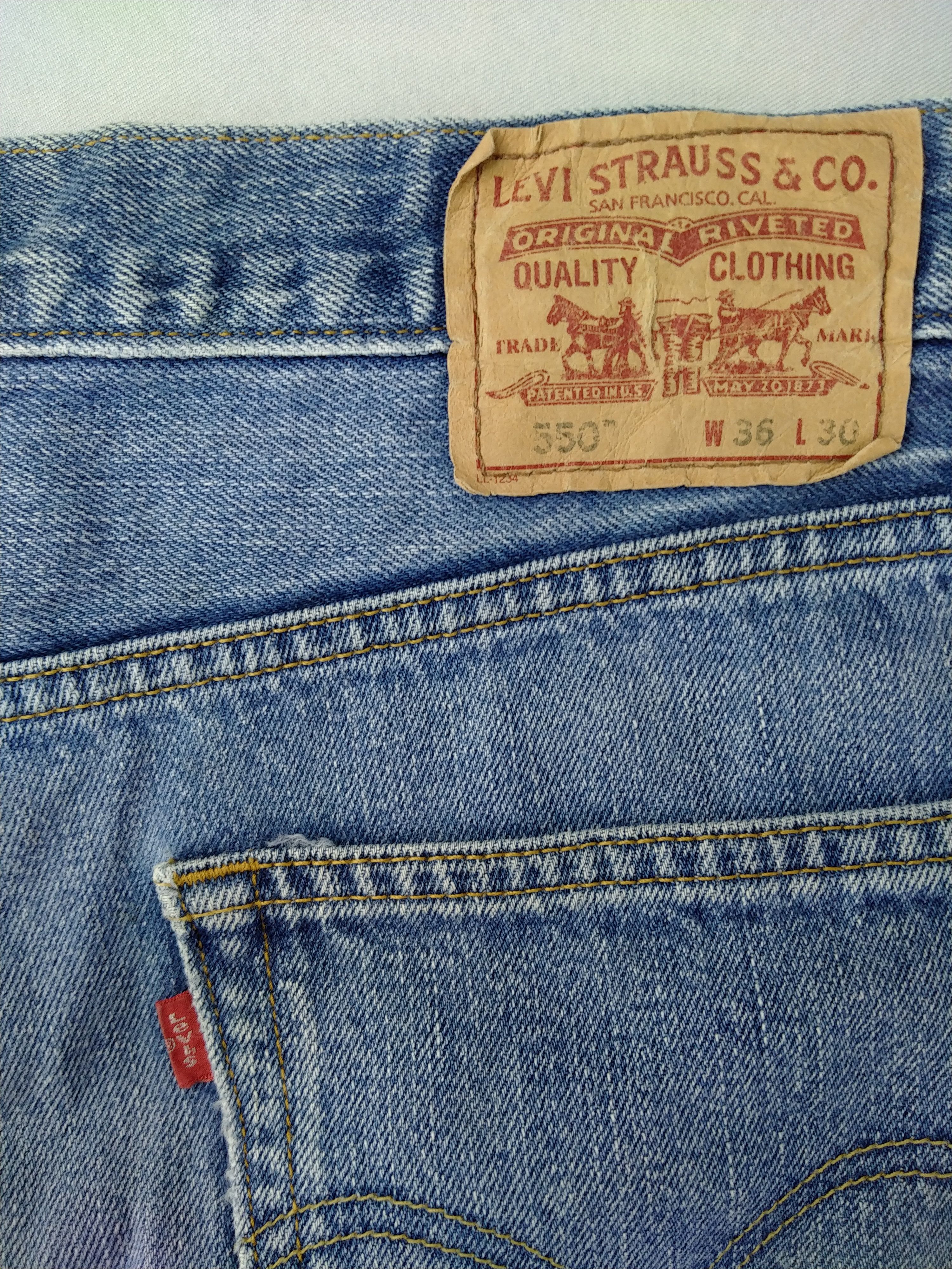 Levi's Faded Blue Vintage Levi's 550 Relaxed Fit Denim 37x30 JN606 Size US 37 - 9 Thumbnail