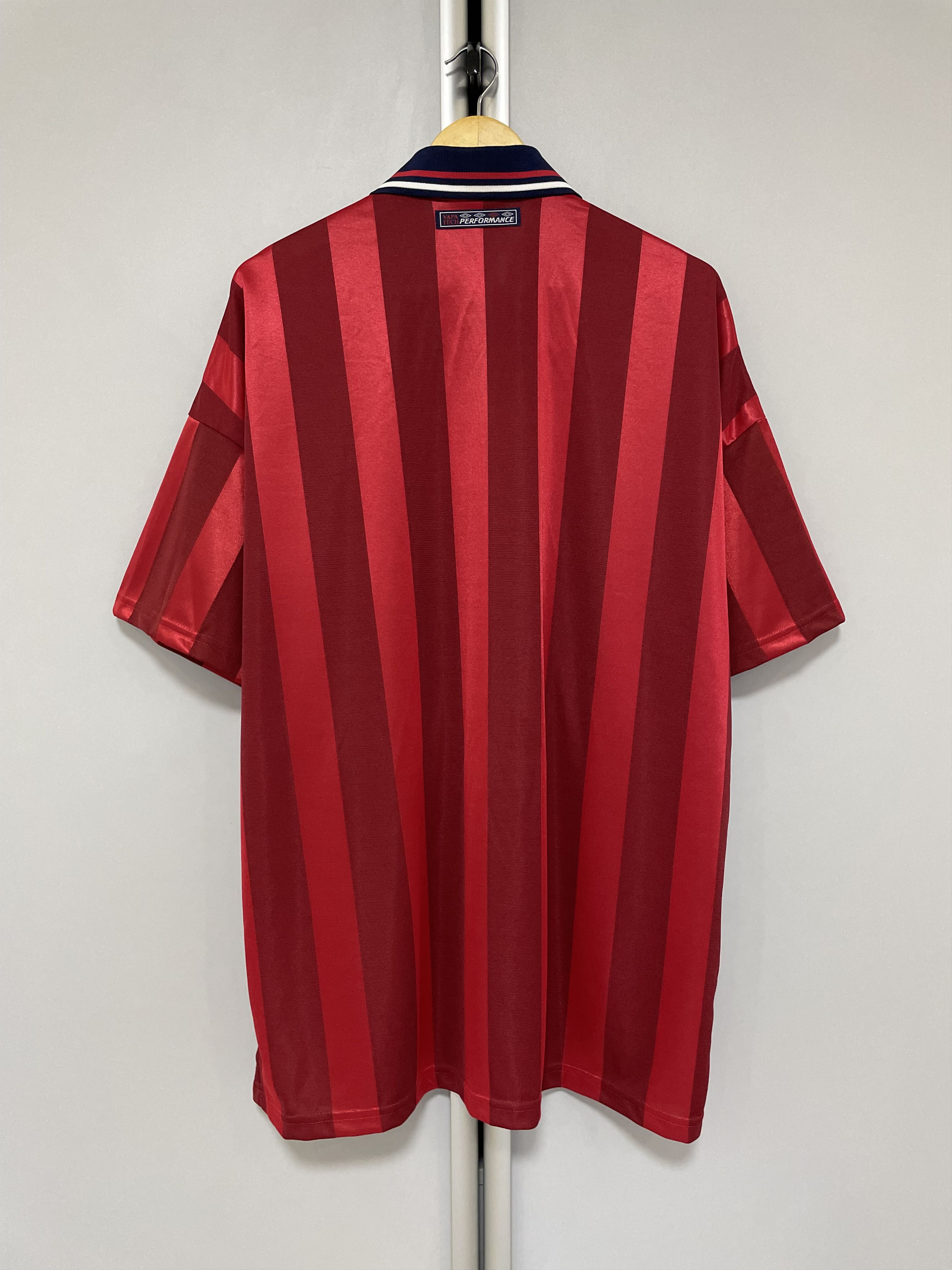 Umbro UMBRO ENGLAND 1997-1998 Vintage Jersey Soccer Football Size US XXL / EU 58 / 5 - 3 Thumbnail