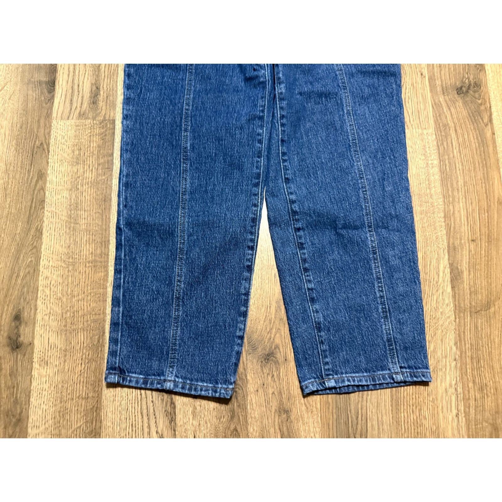Vintage Universal Thread Jeans Women's 4 Blue Denim Regular Straight 5-Pocket Vintage? No Vintage 4 Womens Jeans Size 27" / US 4 / IT 40 - 3 Thumbnail