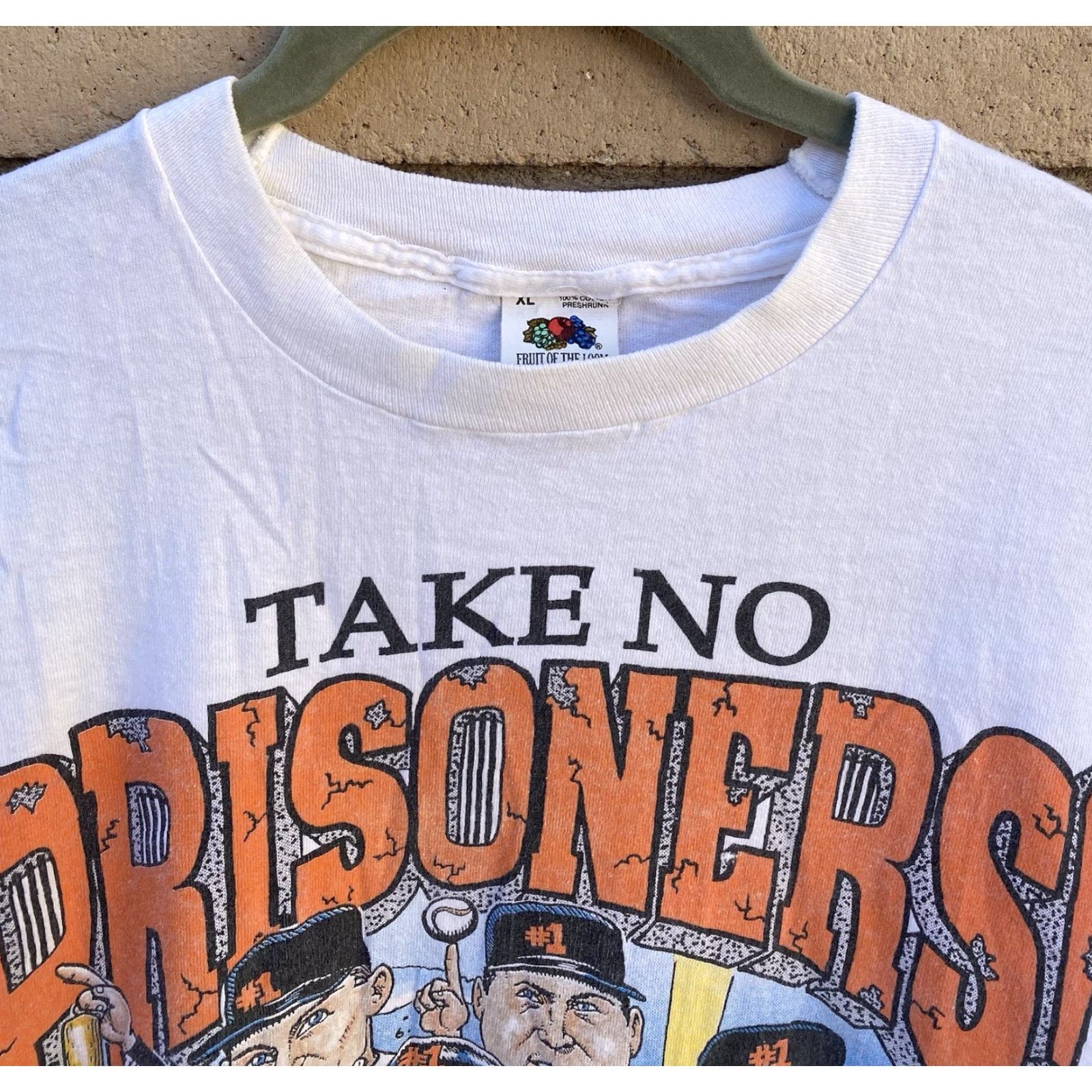 Fruit Of The Loom VINTAGE Fruit of the Loom T-Shirt San Francisco Giants Caricature White XL Mens Short Sleeve Graphic Print Sports California 1980s 1990s Size US XL / EU 56 / 4 - 3 Thumbnail