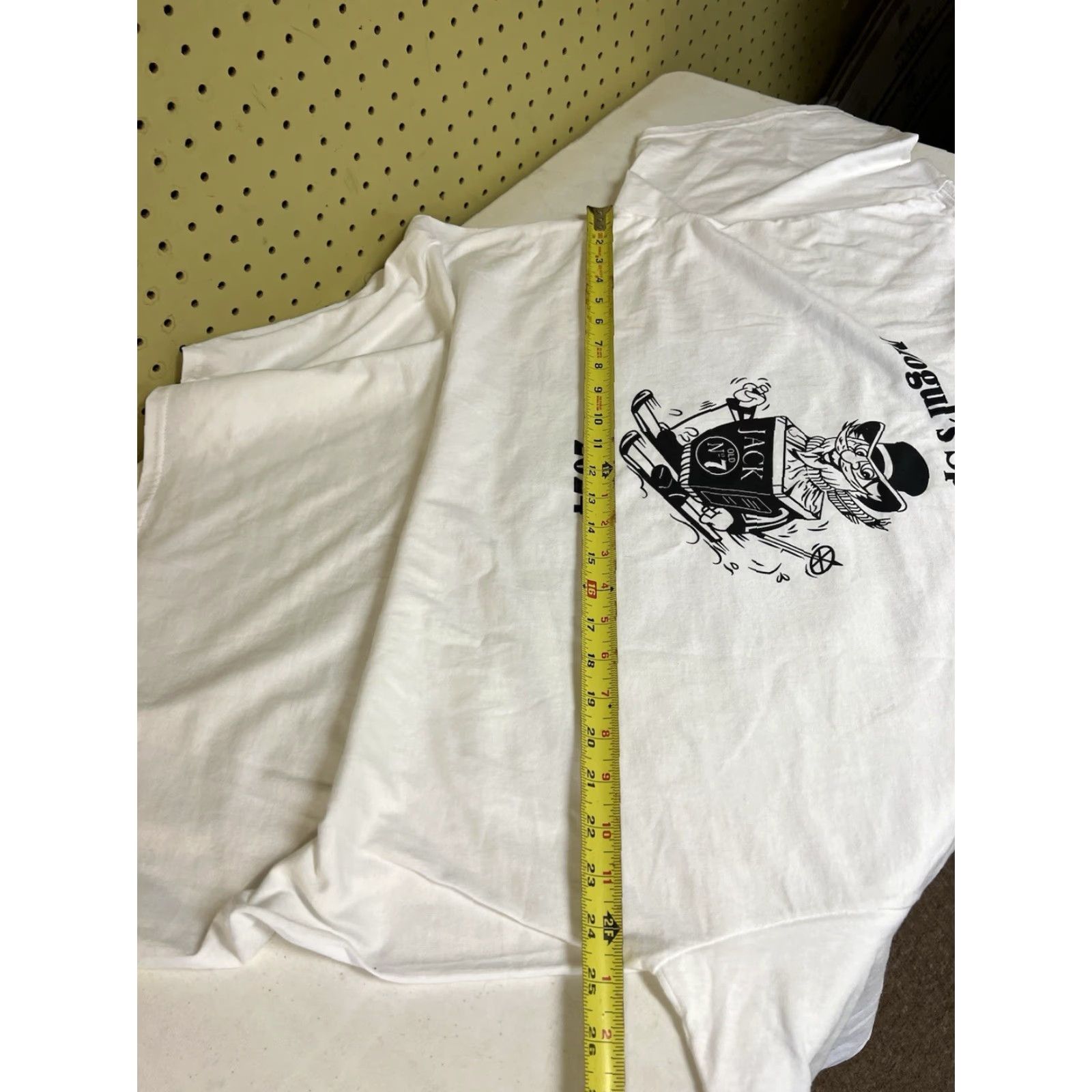 Port & Company Moguls Bar T-Shirt 2XL White Short Sleeve Mens 2024 Sal’s Retirement Party Killington Port & Company Regular Crew Neck Cotton Graphic Fashion T-Shirt Size US XXL / EU 58 / 5 - 6 Thumbnail