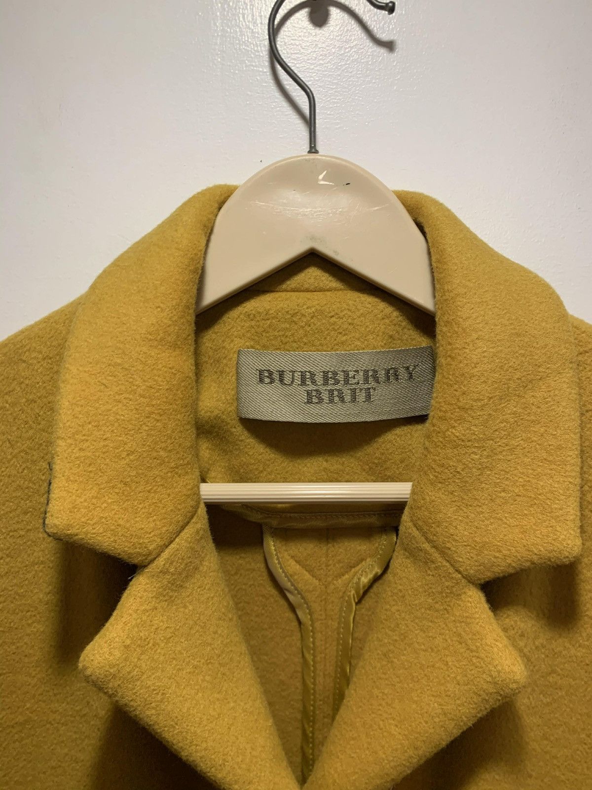 Burberry Burberry Brit "Mustard" Cashmere Wool PeaCoat Size M / US 6-8 / IT 42-44 - 2 Thumbnail