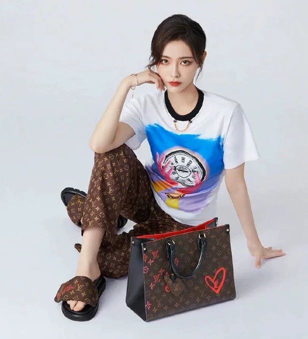 Louis Vuitton Louis Vuitton Tanabata Limited White Clock Short Sleeve Size US L / EU 52-54 / 3 - 4 Thumbnail