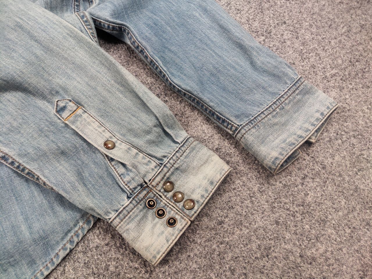 True Religion True Religion Vintage Core Jacket western denim faded shirt Size US XL / EU 56 / 4 - 10 Thumbnail