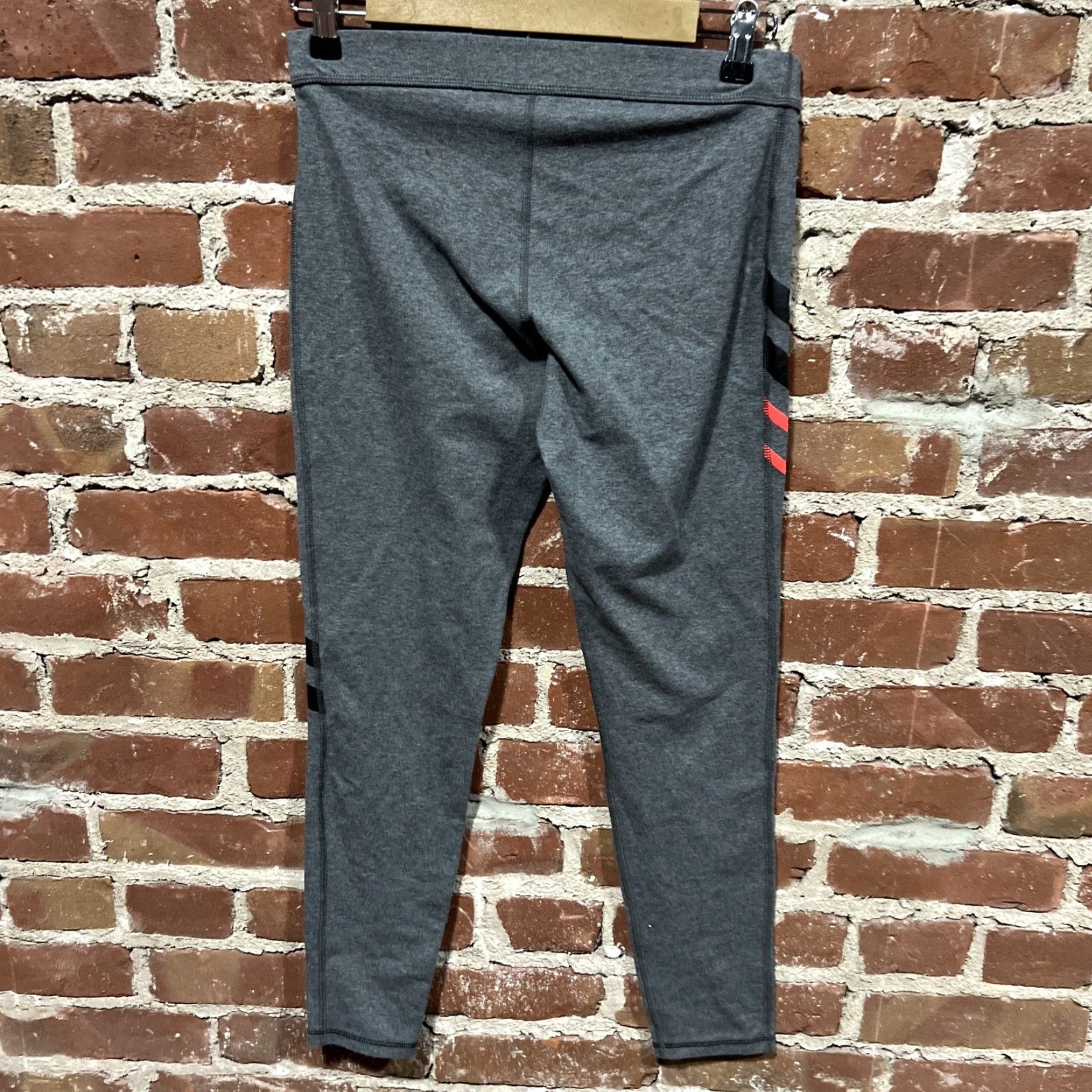 Under Armour Under Armour Pants Womens Medium Fitted Leggings Gray Size 32" / US 10 / IT 46 - 3 Thumbnail
