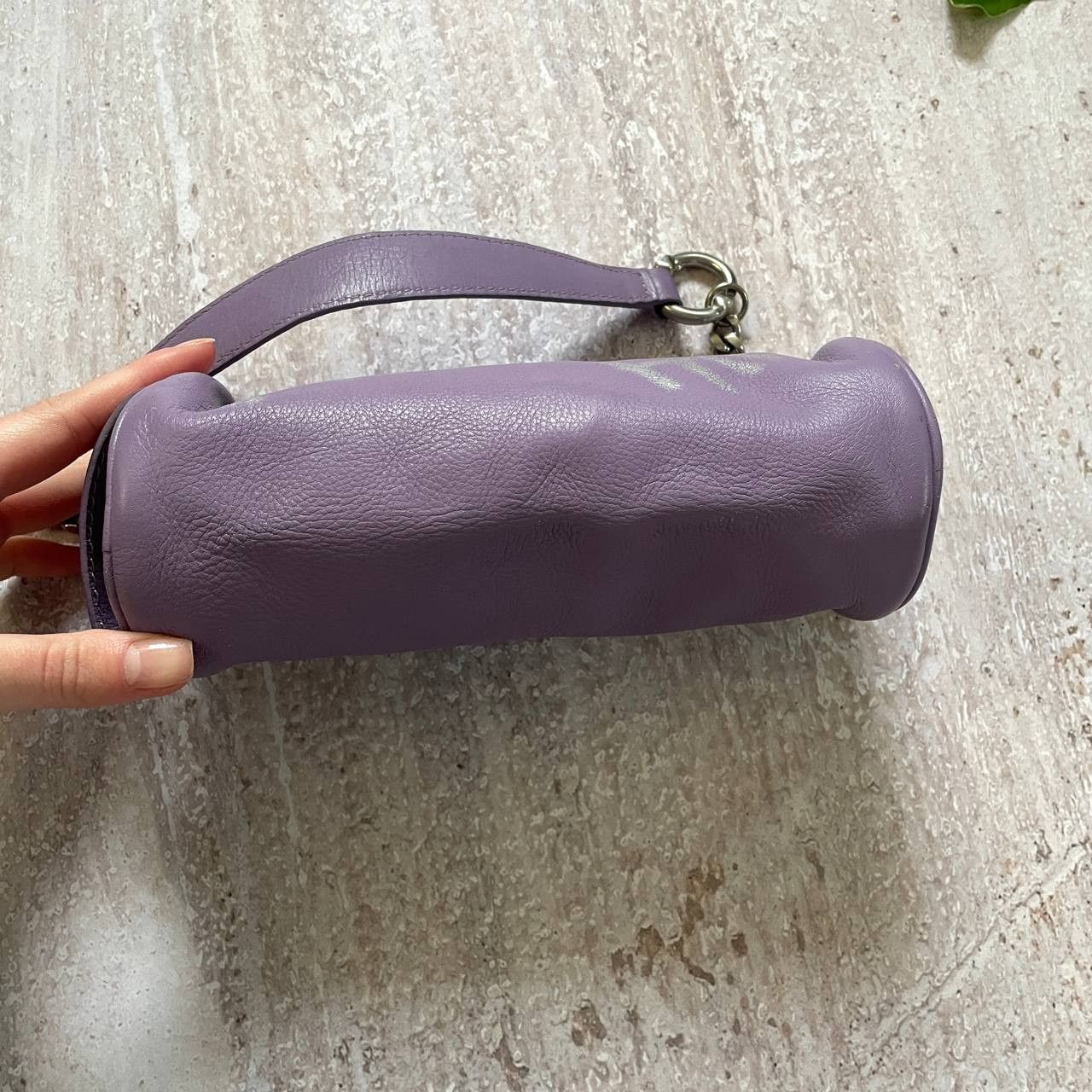 Juicy Couture VINTAGE Y2K JUICY COUTURE RARE LEATHER MINI BAG DITCH HIM Size ONE SIZE - 11 Thumbnail