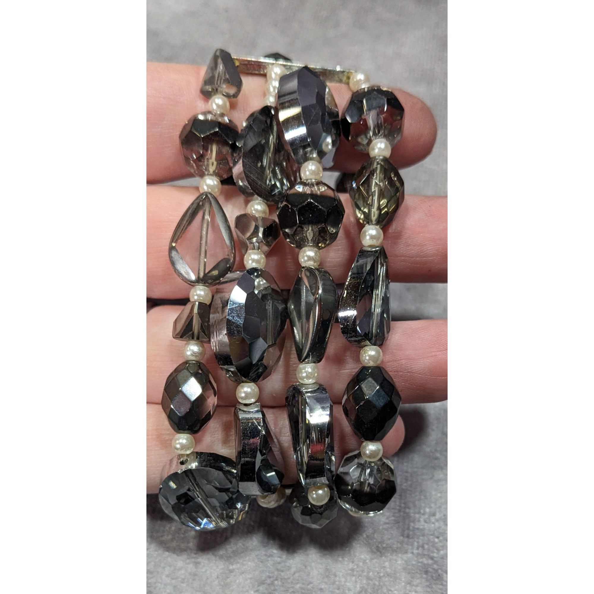 Other Elegant Smokey Glass And Faux Pearl Layered Beaded Stretch B Size ONE SIZE - 5 Thumbnail