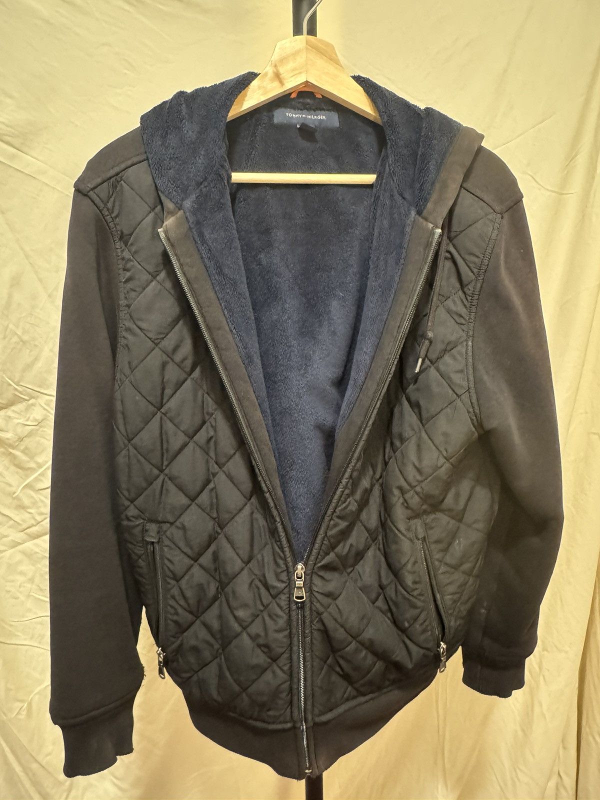 Tommy Hilfiger Tommy Hilfiger - S Mens Quilted Hoodie Jacket Size US S / EU 44-46 / 1 - 1 Thumbnail