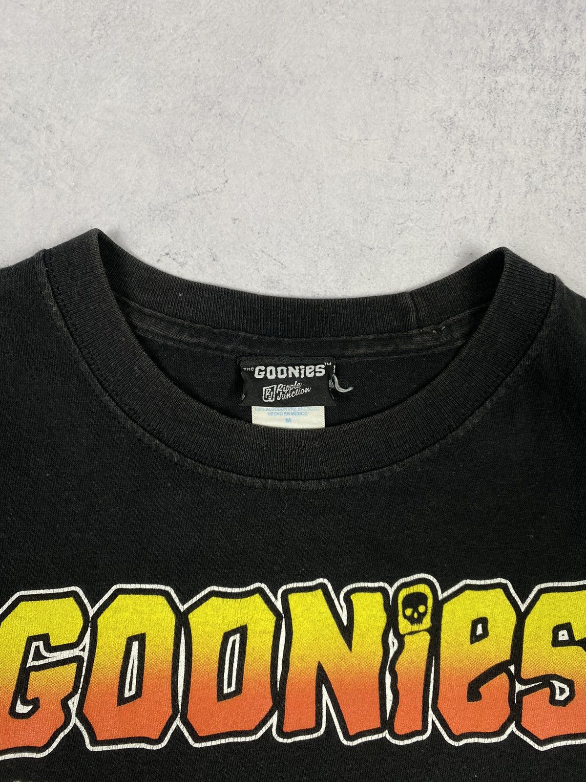 Band Tees × Vintage Vintage 90s The Goonies Promo T Shirt Size US M / EU 48-50 / 2 - 5 Thumbnail