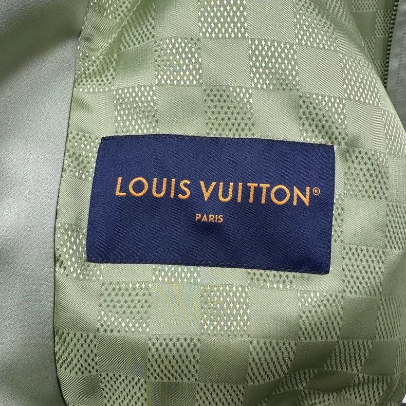 Louis Vuitton Louis Vuitton The Yearofthe Loong Limited Baseball jacket 2 Size US S / EU 44-46 / 1 - 3 Thumbnail