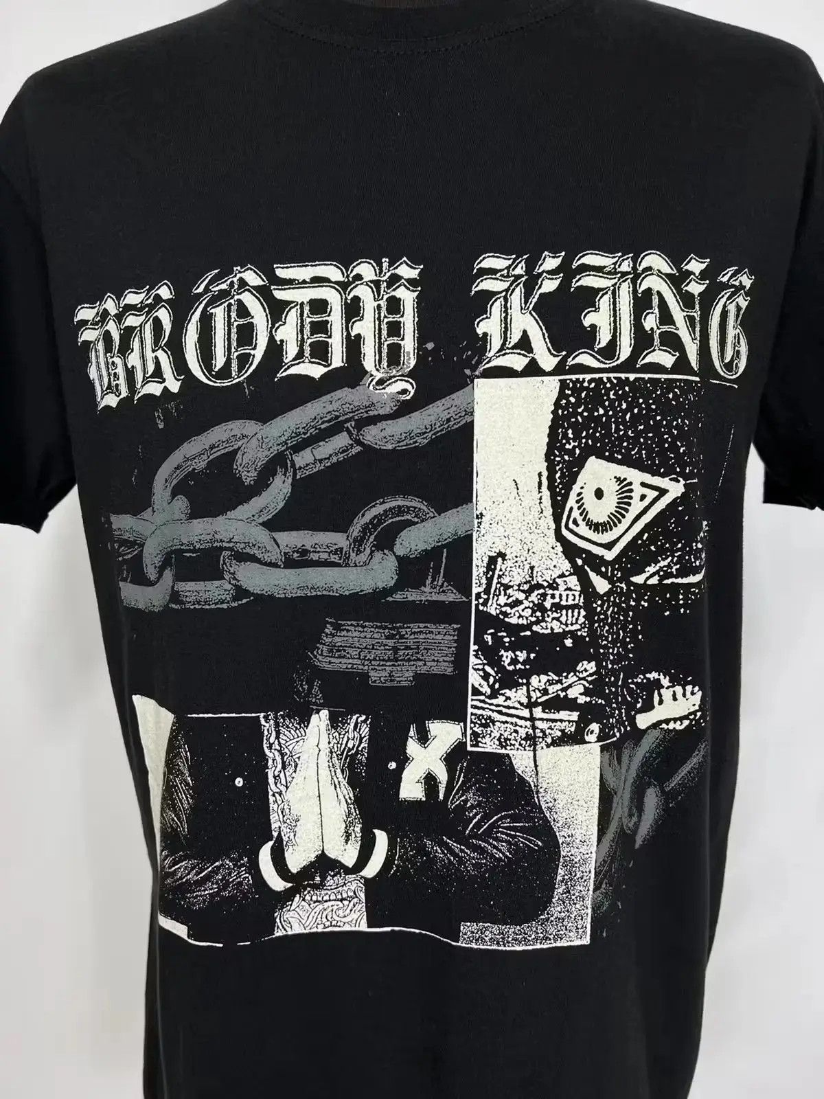 Band Tees × WWE × WWF Brodu King WWE T-shirt Size US L / EU 52-54 / 3 - 3 Thumbnail