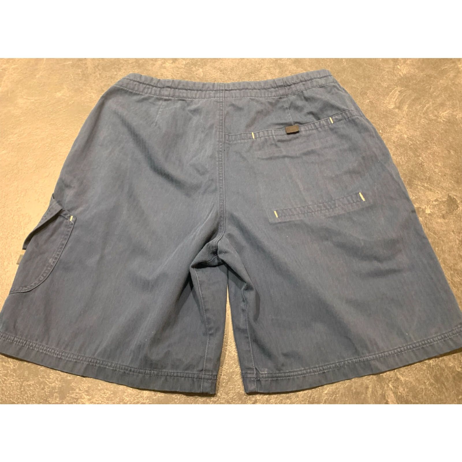 Nike VINTAGE Nike Athletic Shorts Adult Large Blue Mens Size US 33 - 4 Thumbnail