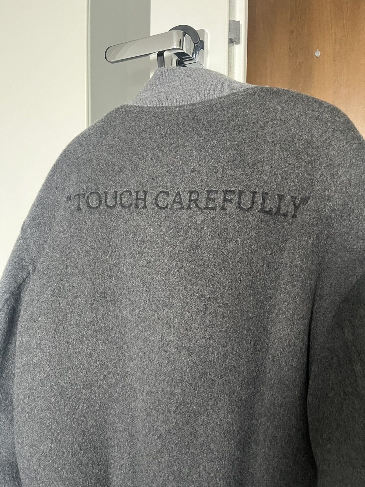 Off-White Off-white cashmere jacket Size US M / EU 48-50 / 2 - 4 Thumbnail