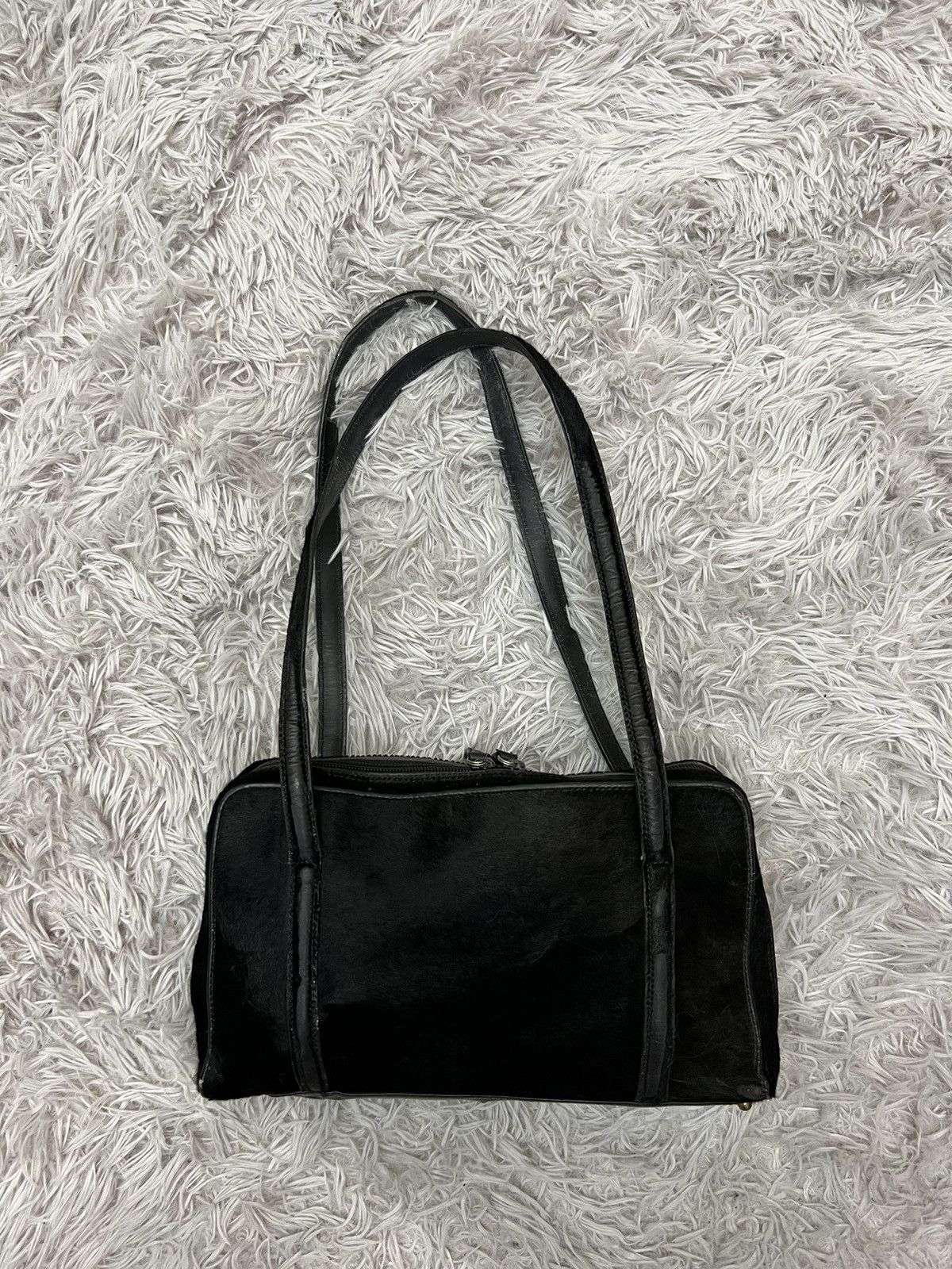 Gucci Vintage Gucci Pony Hair Shoulders Bag Size ONE SIZE - 5 Thumbnail