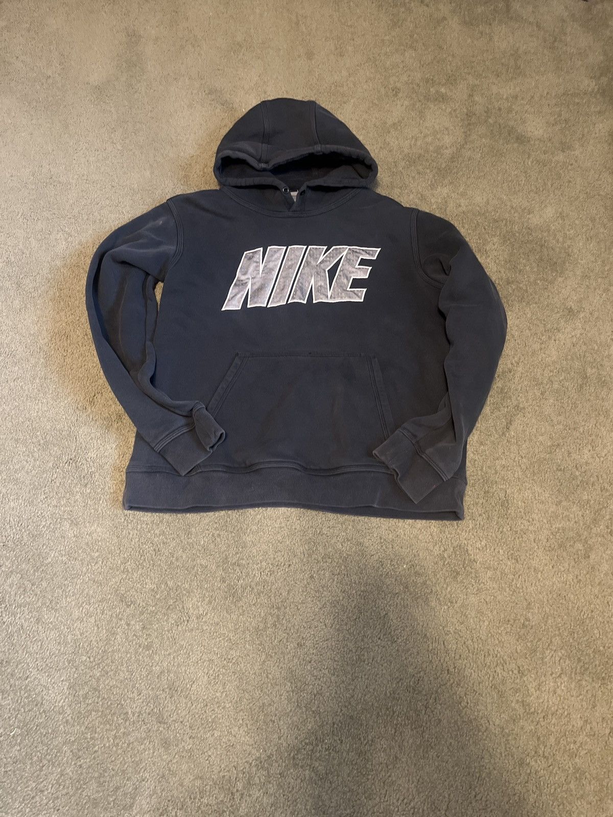 Nike Vintage Y2k Nike Hoodie Nike spell out Size US M / EU 48-50 / 2 - 1 Thumbnail