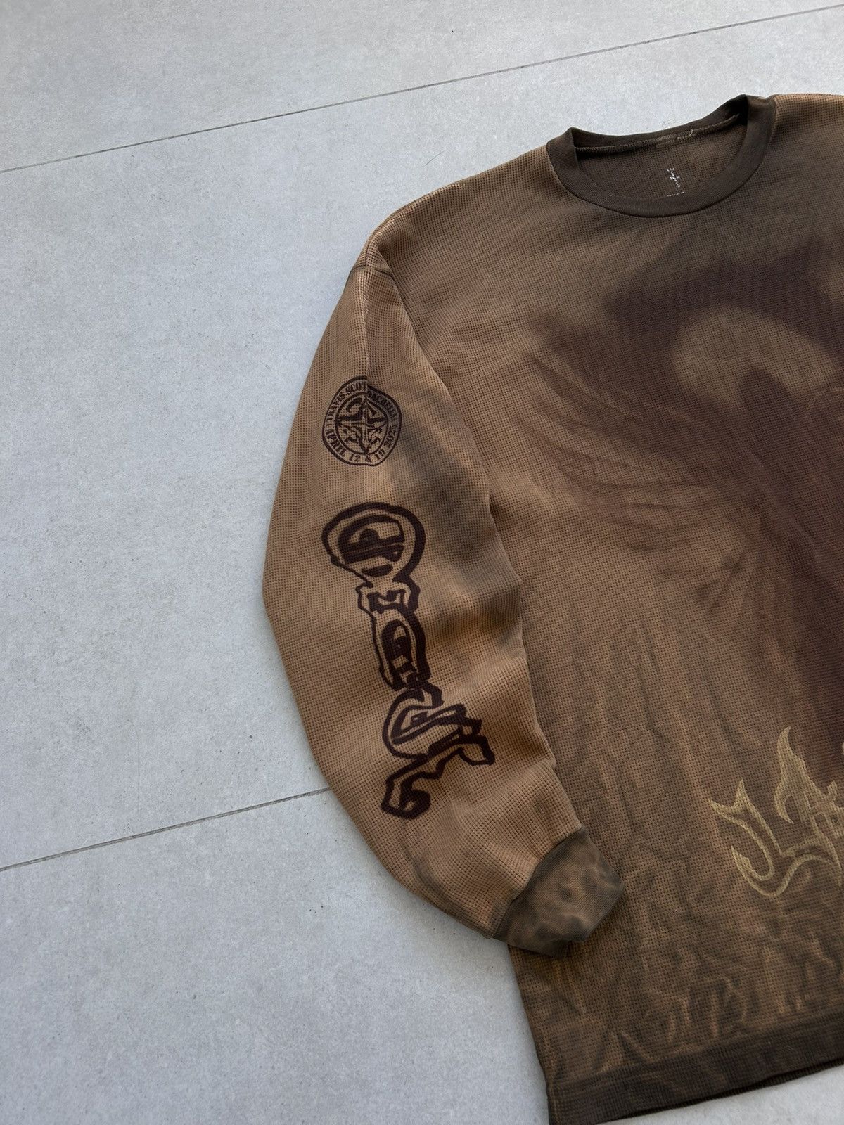Travis Scott Travis Scott Coachella 2025 Brown Thermal Size US L / EU 52-54 / 3 - 4 Thumbnail