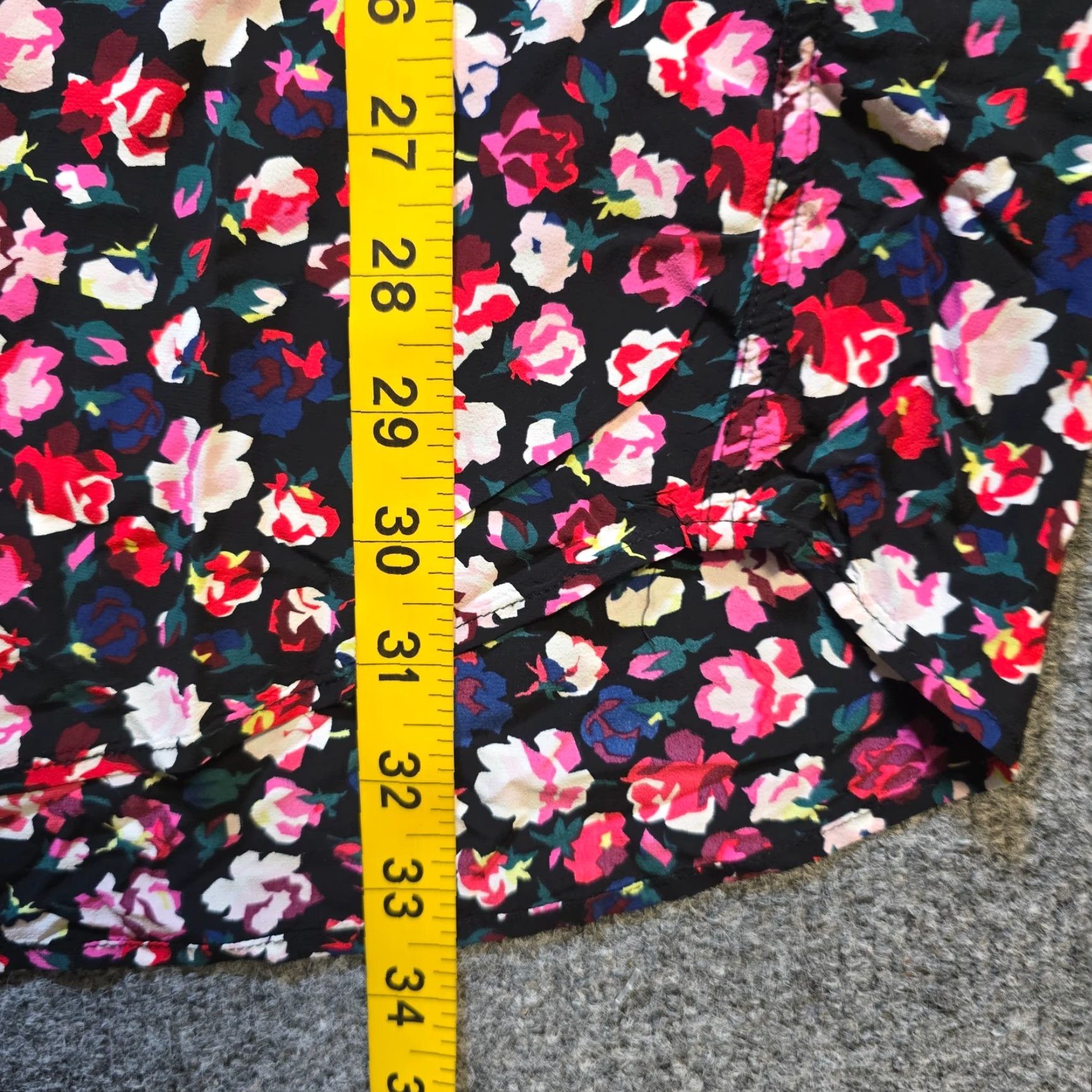 Equipment Equipment Femme Dress Shirt Black Pink Floral Button Front Casual Womens Size S Size S / US 4 / IT 40 - 6 Thumbnail