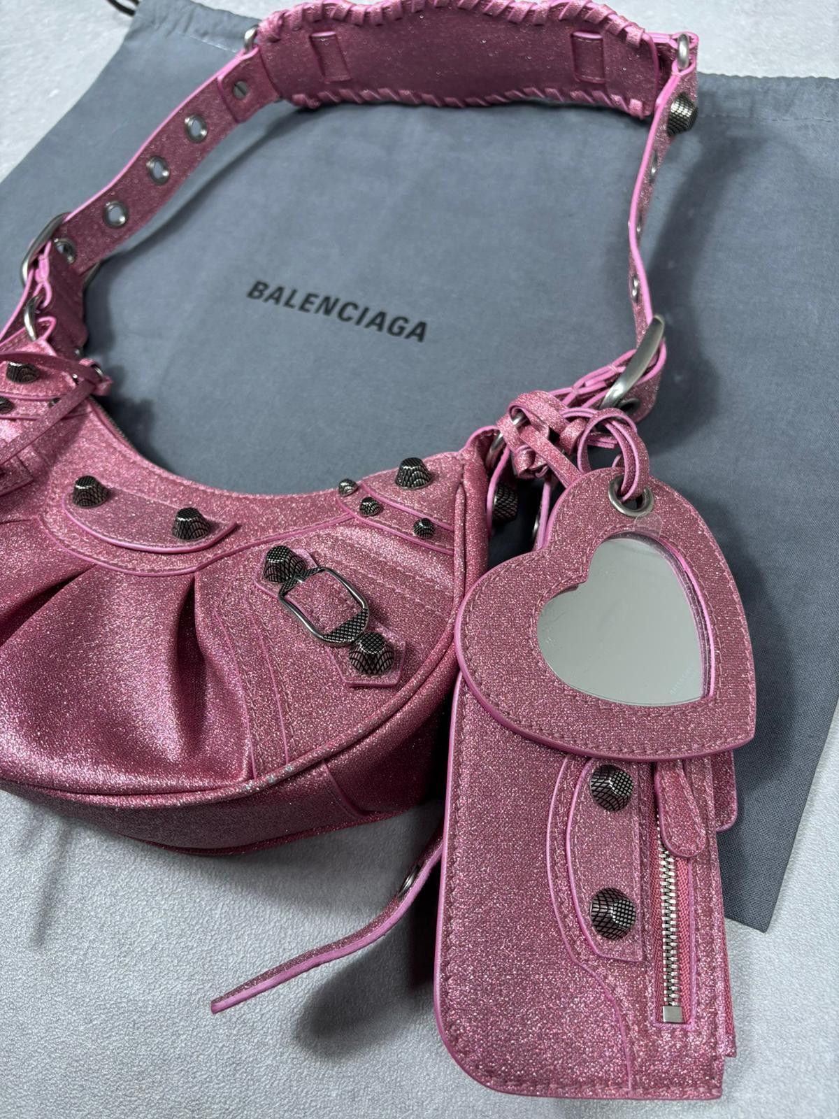 Balenciaga Balenciaga Le Cagole XS Glitter Pink Heart Mirror New Size ONE SIZE - 4 Thumbnail