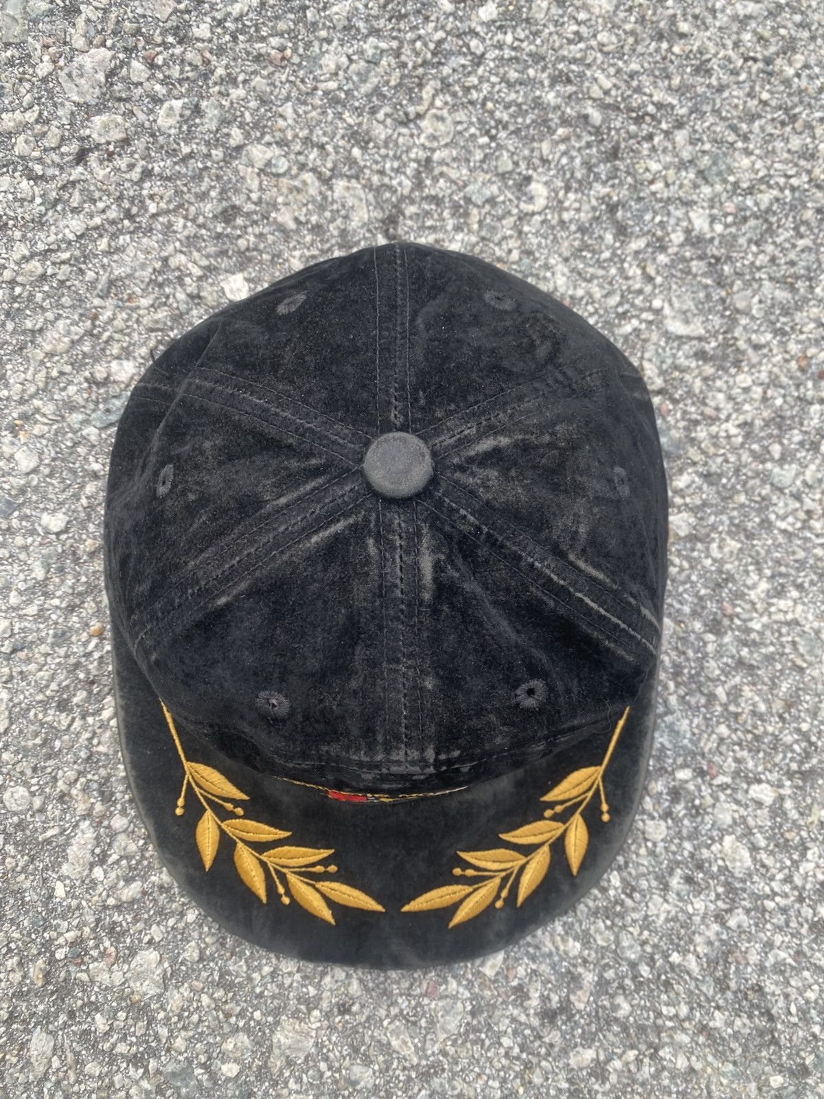 Japanese Brand Very Rare 1990s Motorsport Distressed Black Velvet Cap Size ONE SIZE - 3 Thumbnail