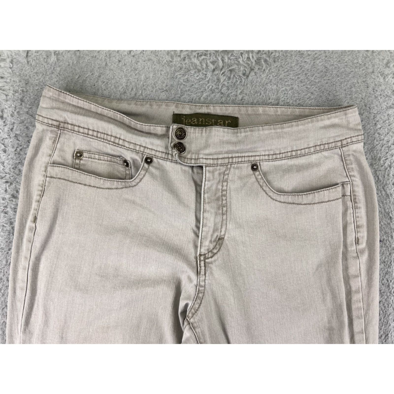 Vintage Jeanstar Jeans Womens 6 Beige Denim Flare Low Rise 27x30 Cotton Blend 5-Pocket Design Vintage No 90s Southwestern Womens Jeans Flared Size 28" / US 6 / IT 42 - 7 Thumbnail