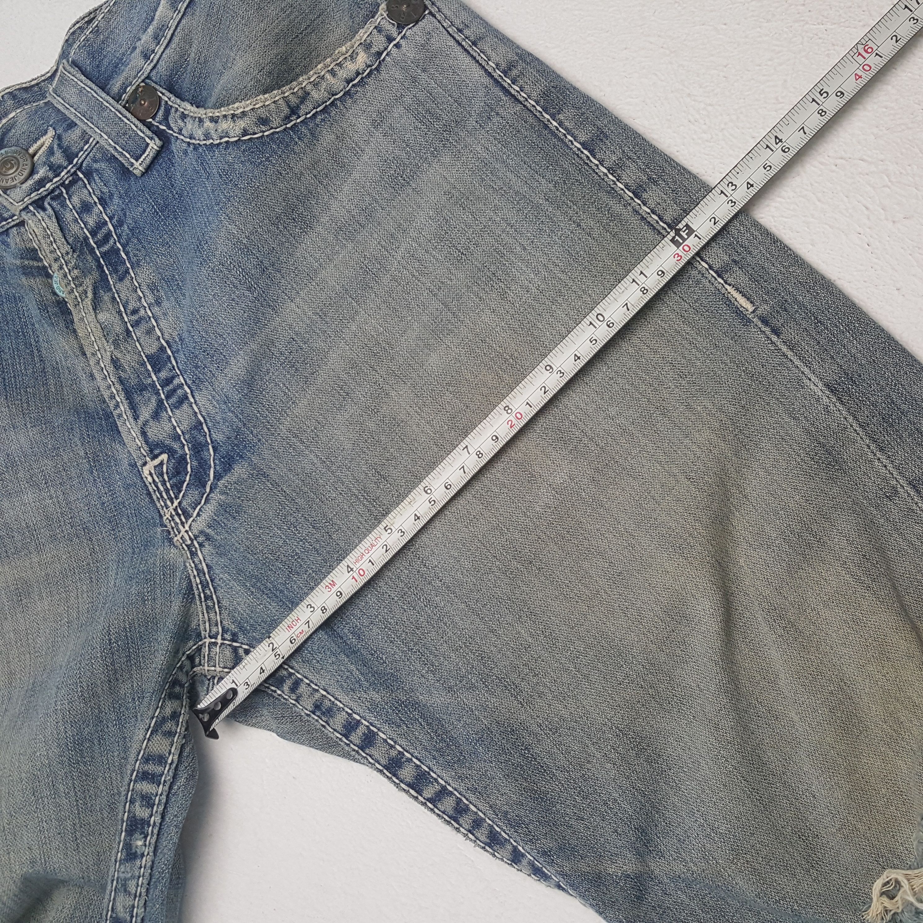 True Religion × Vintage True Religion Fashion Streetwear Style Distressed Jeans Size US 33 - 16 Thumbnail