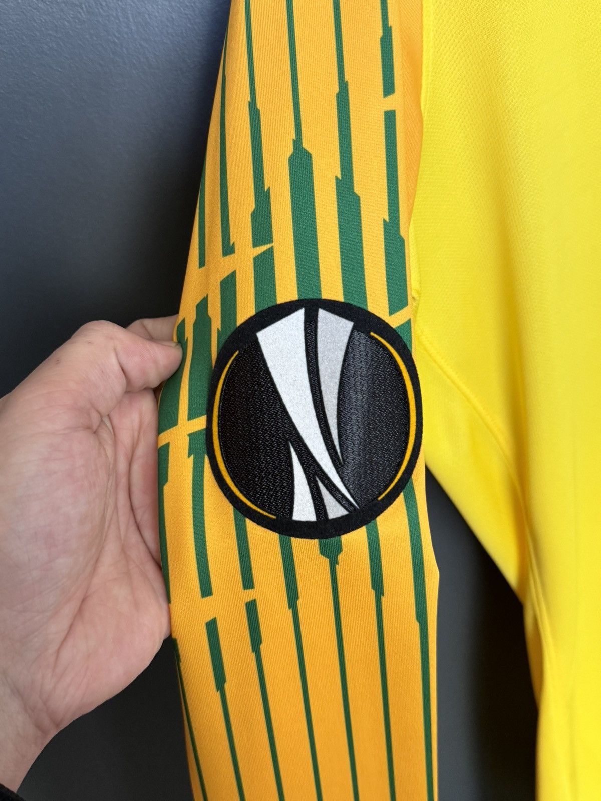 Nike Zorya Luhansk Match Worn Goalkeeper Shevchenko Football Shir Size US L / EU 52-54 / 3 - 5 Thumbnail
