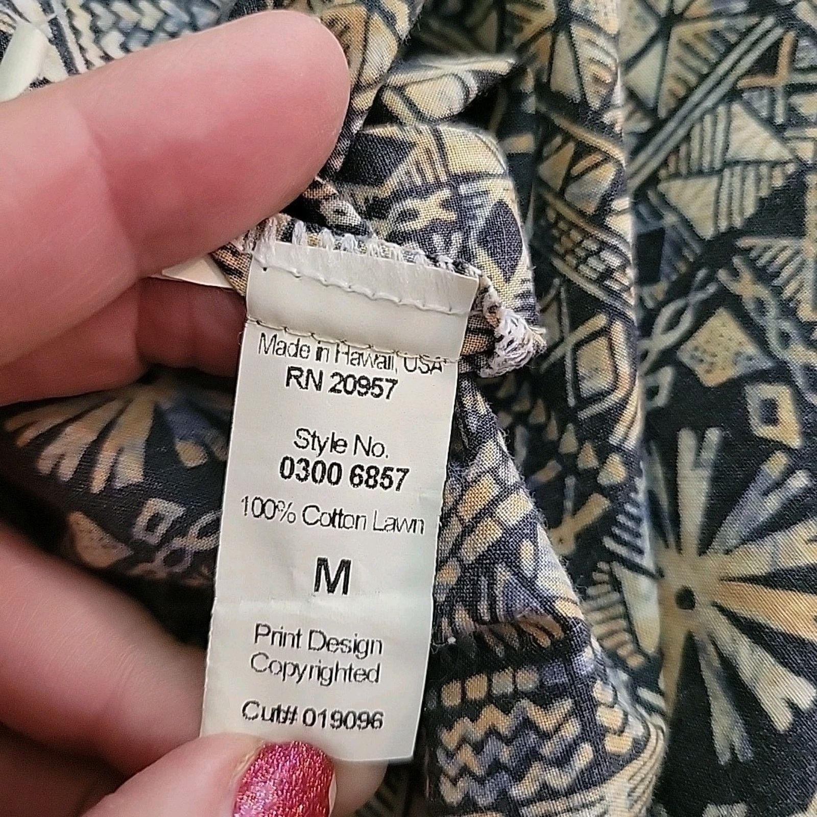 Tori Richard Tori Richard Vintage Hawaiian Print Button Shirt Native MED Size US M / EU 48-50 / 2 - 6 Thumbnail