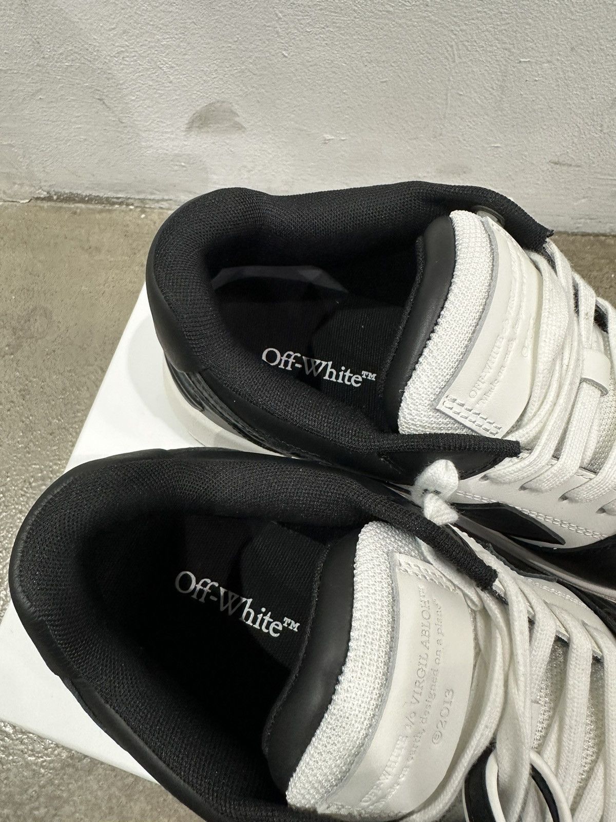 Off-White Off White Out Of Office Black White Sneaker Size US 10 / EU 43 - 5 Thumbnail