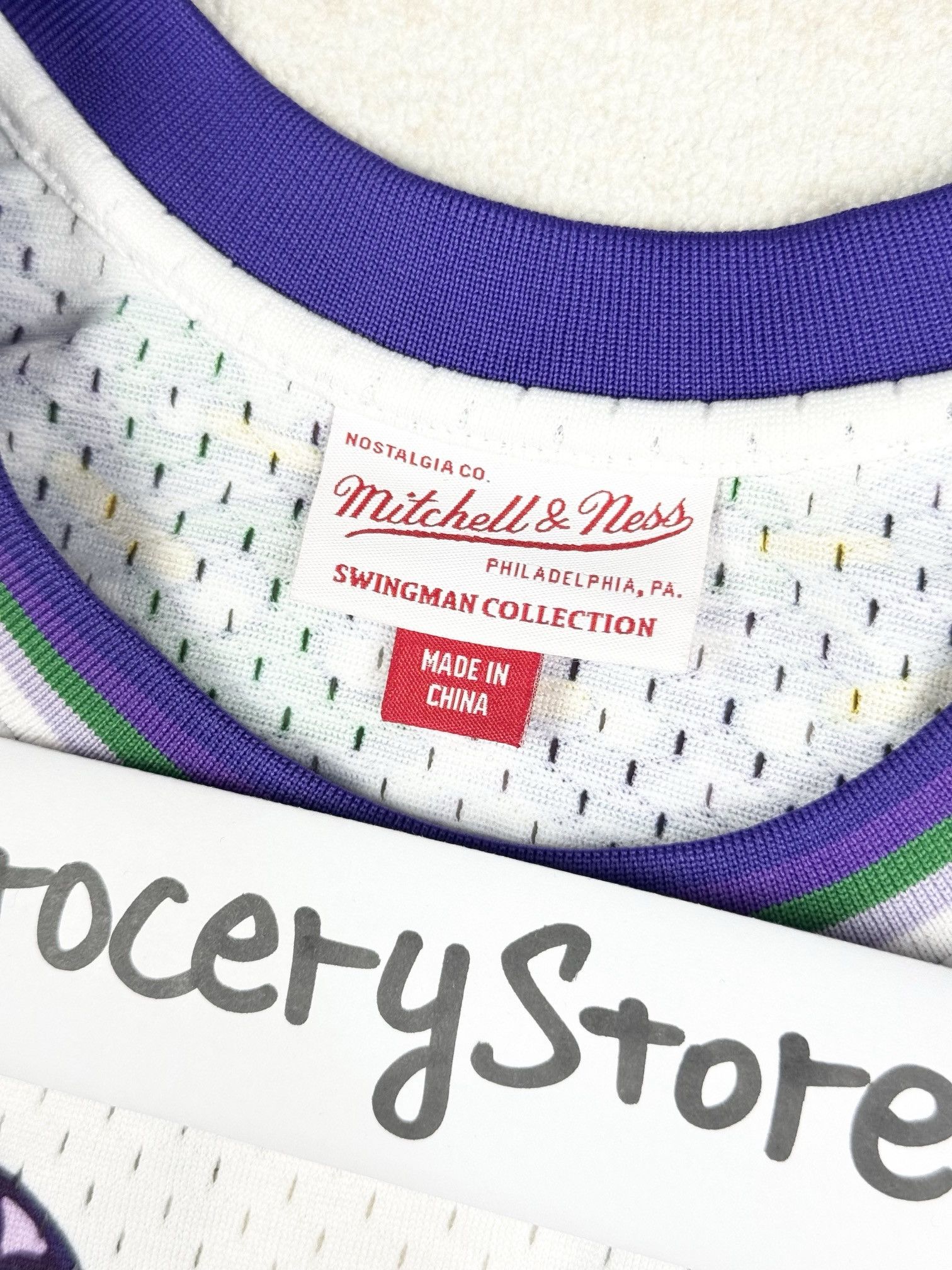 Mitchell & Ness LIL WAYNE YOUNG MONEY X NEW ORLEANS JAZZ JERSEY Size US L / EU 52-54 / 3 - 4 Thumbnail