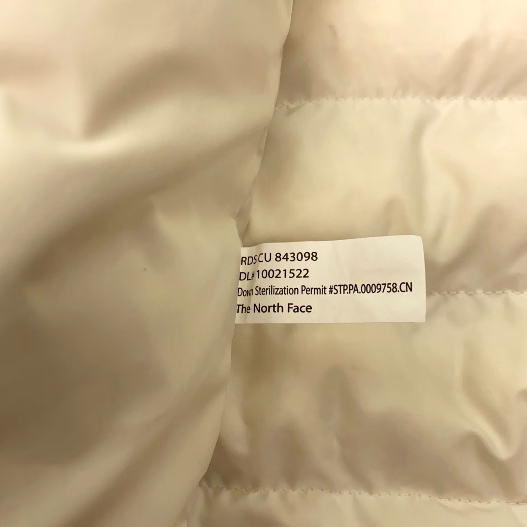 The North Face The North Face Aconcagua Vest Womens Small White Nylon Down Zip Full Size S / US 4 / IT 40 - 7 Thumbnail