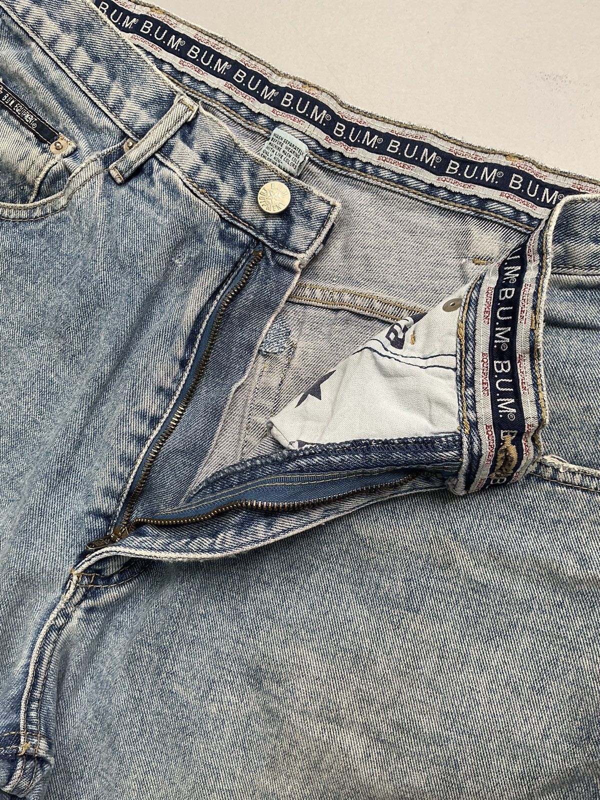 Designer Vintage BUM dusty short Size US 34 / EU 50 - 6 Thumbnail