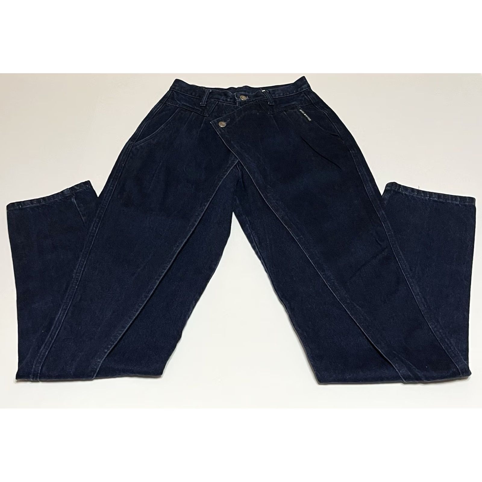 Vintage Vintage Rocky Mountain Jeans Women’s 11/30x36 Cross Over Flaps Blue 1990s Juniors 26x36 100% cotton Mexico Mens Girls Womens Size 32" / US 10 / IT 46 - 2 Thumbnail