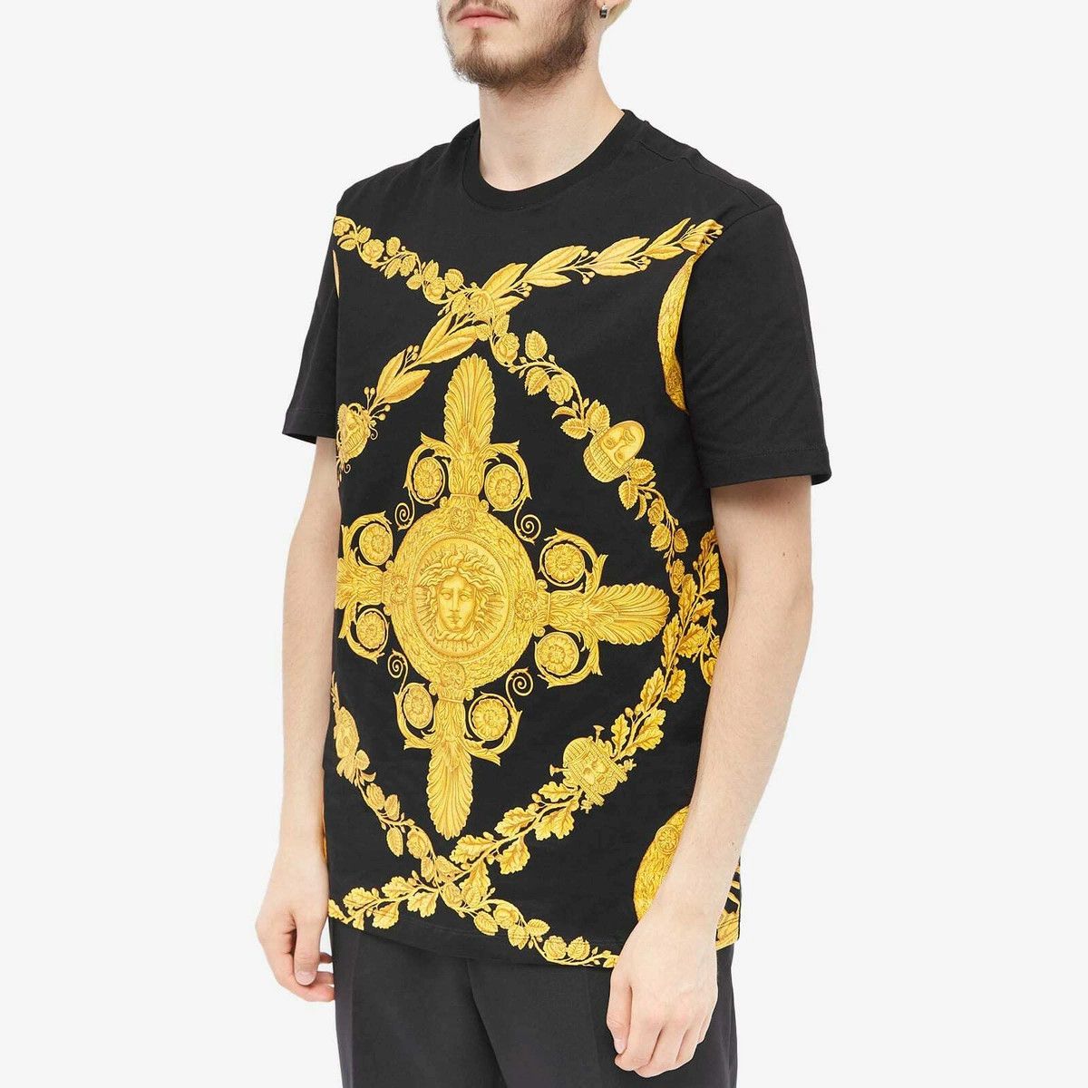 Versace o1y0525 Logo Crewneck T-Shirt in Black/Gold Size US XXL / EU 58 / 5 - 3 Thumbnail