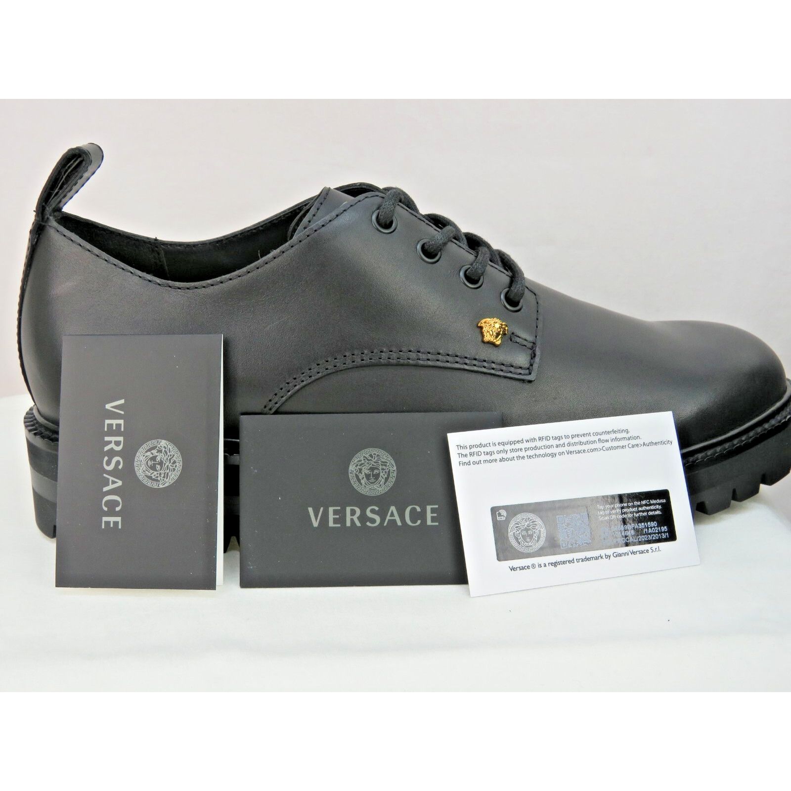 Versace VERSACE BLACK LEATHER GOLD MEDUSA LOGO LUG SOLE OXFORDS 44 Size US 11 / EU 44 - 11 Thumbnail