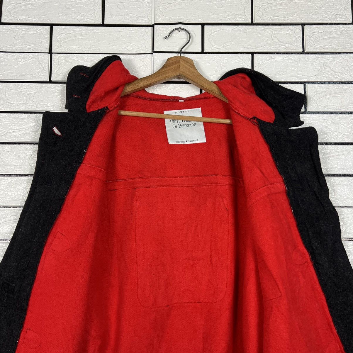 United Colors Of Benetton WINTER BENETTON Red Lined Hooded Coat Jacket #4141-C189 Size US L / EU 52-54 / 3 - 14 Thumbnail