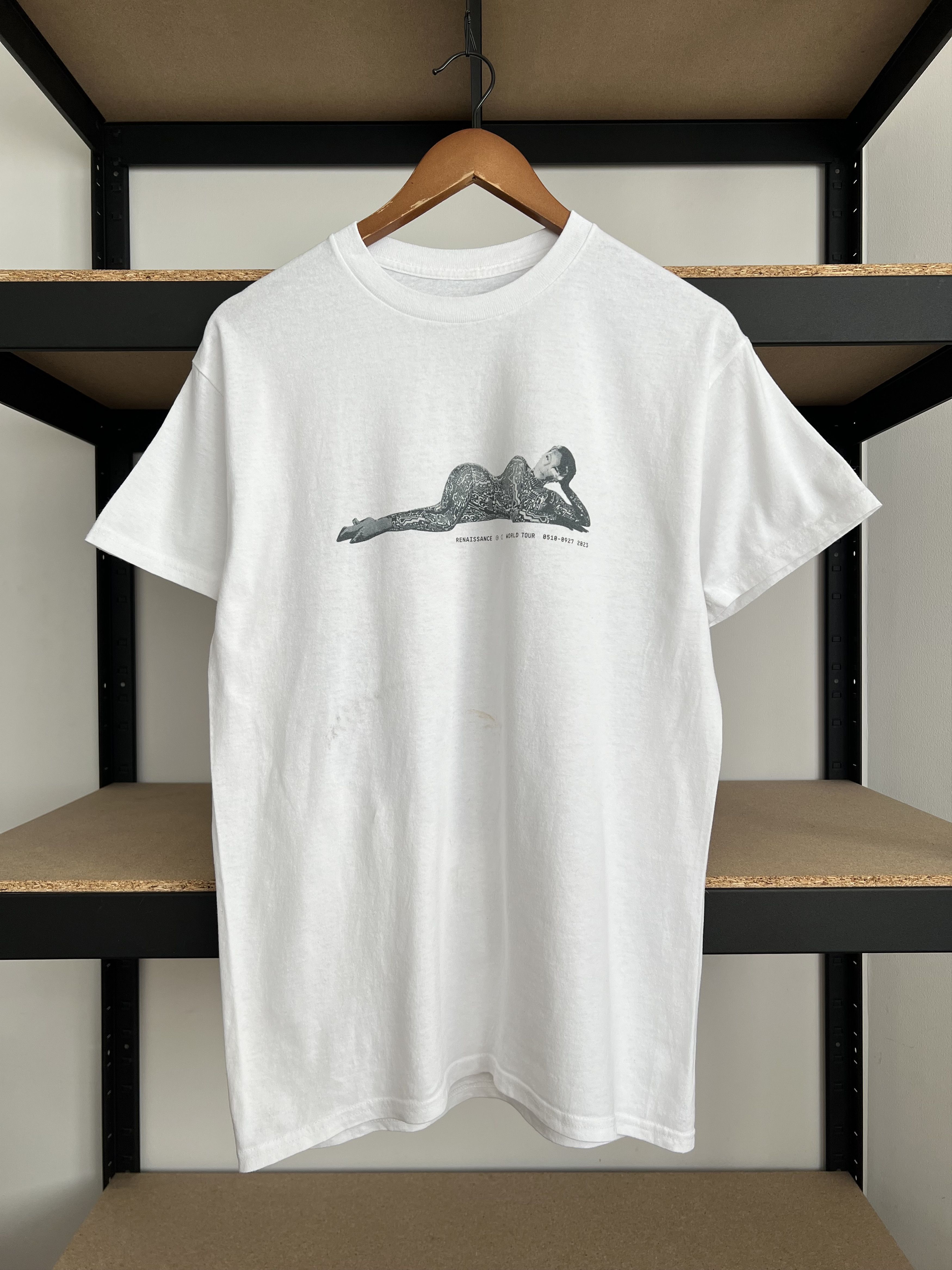 Band Tees Beyonce Renaissance World Tour 2023 White T-shirt Size US M / EU 48-50 / 2 - 2 Thumbnail
