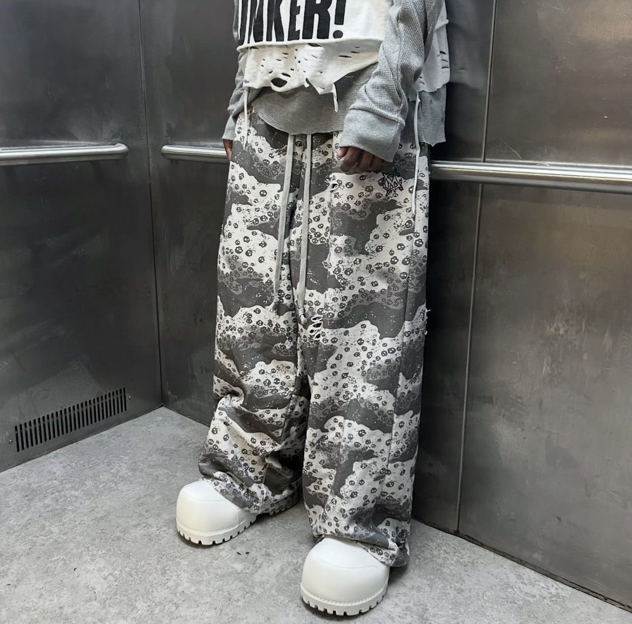 Japanese Brand CataComb Camo Grey Baggy Sweatpants Size US 30 / EU 46 - 4 Thumbnail