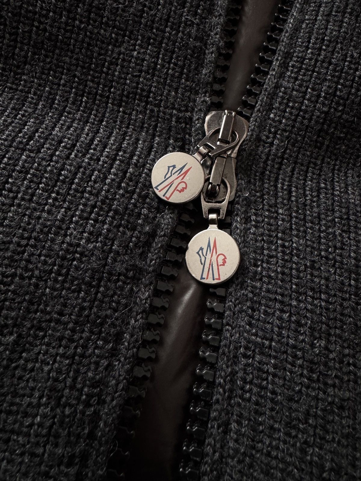 Moncler 🔥🔥 Moncler Hooded Down Jacket Size US L / EU 52-54 / 3 - 5 Thumbnail