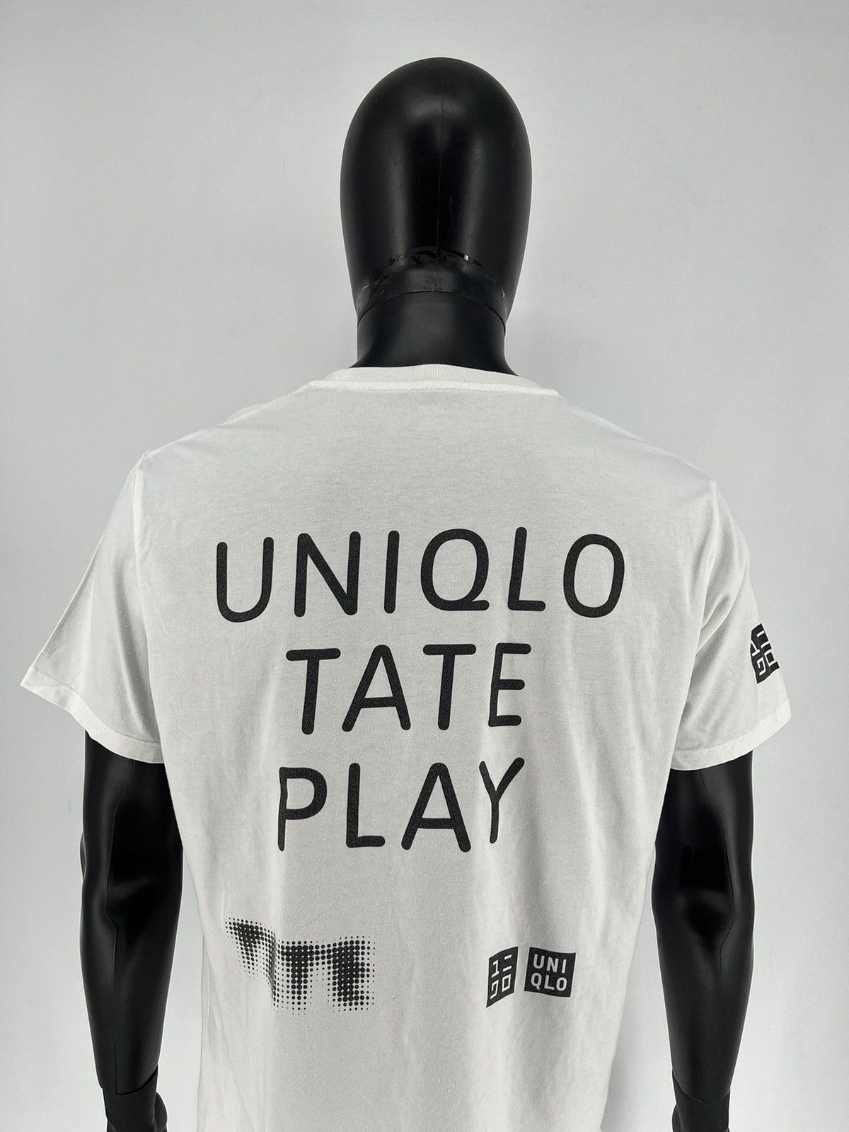 Other Vintage Y2K UNIQLO TATE PLAY T-Shirts White hype Size US L / EU 52-54 / 3 - 8 Thumbnail