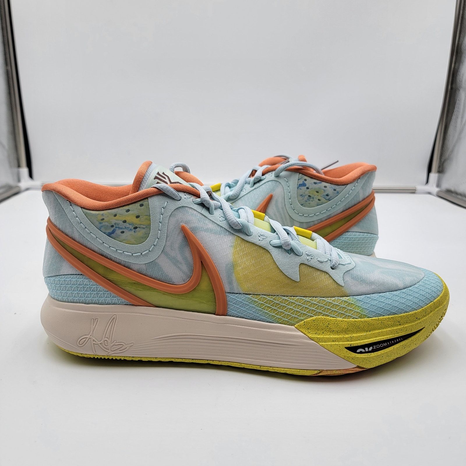 Nike Nike Kyrie 8 'Eagle' Sz 13 DJ6017-400 (112) Size US 13 / EU 46 - 1 Thumbnail